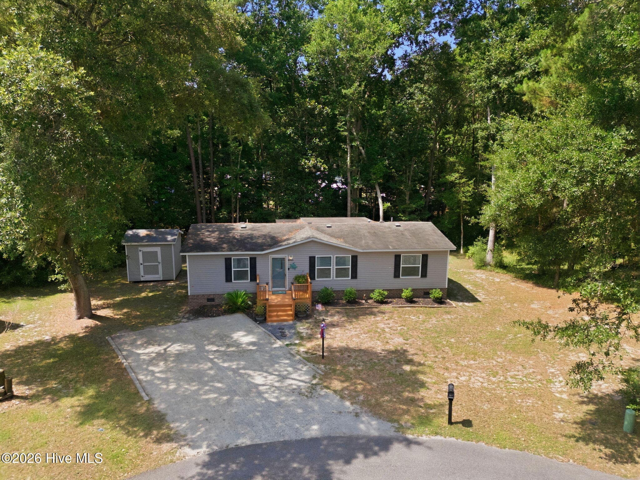 Manufactured Home at 3363 Teakwood Court SE, Bolivia, NC 28422, photo 31 of 34