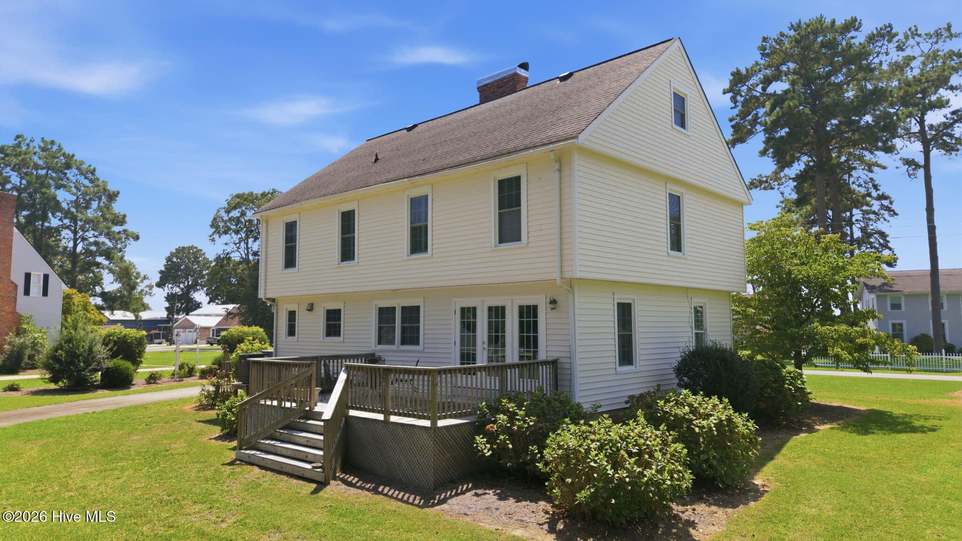 25 E River Acres Road, Washington, NC 27889