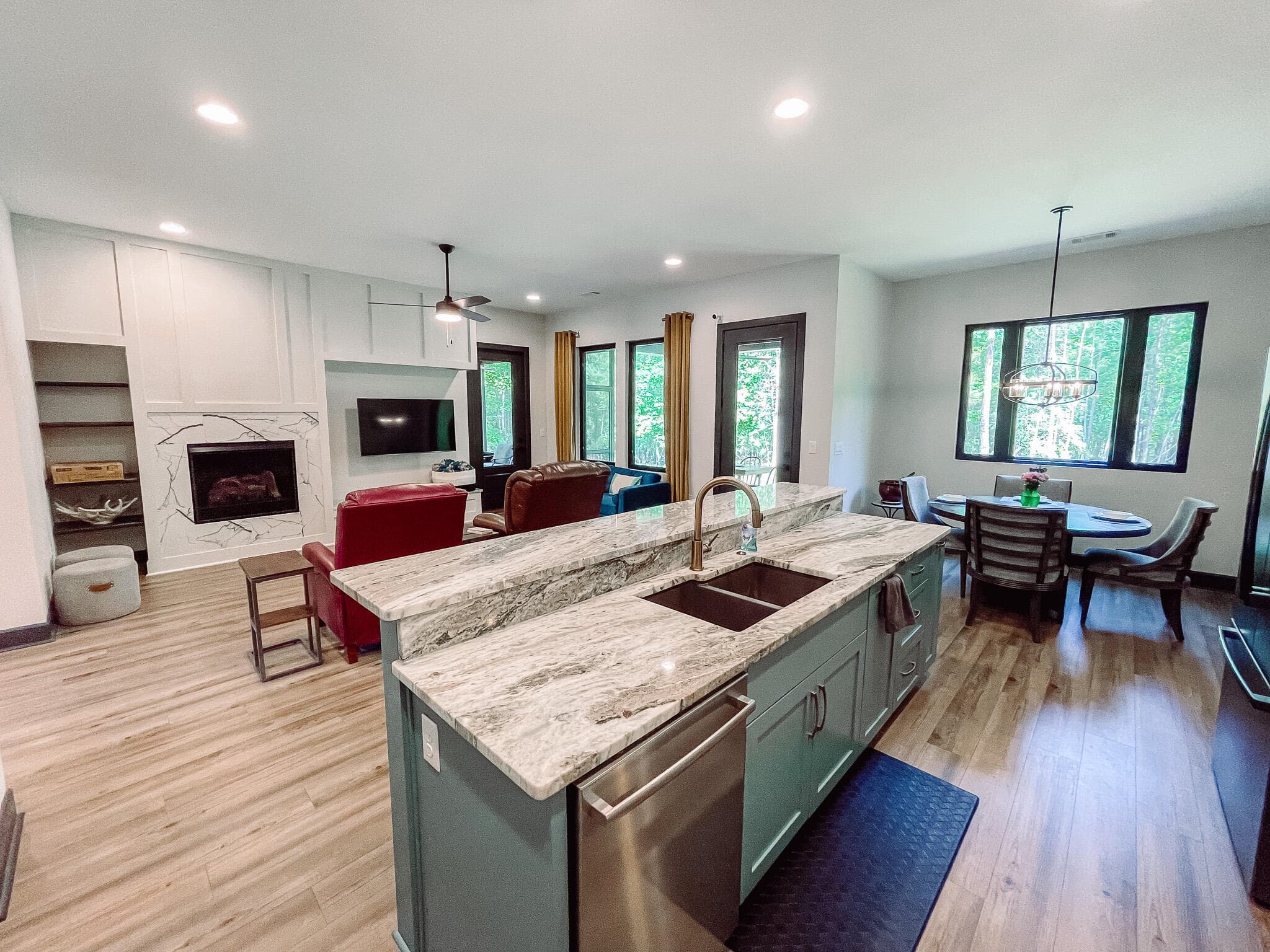 Single Family Residence at 217 Cove Point Lane Lane, McCormick, SC 29835, photo 17 of 48