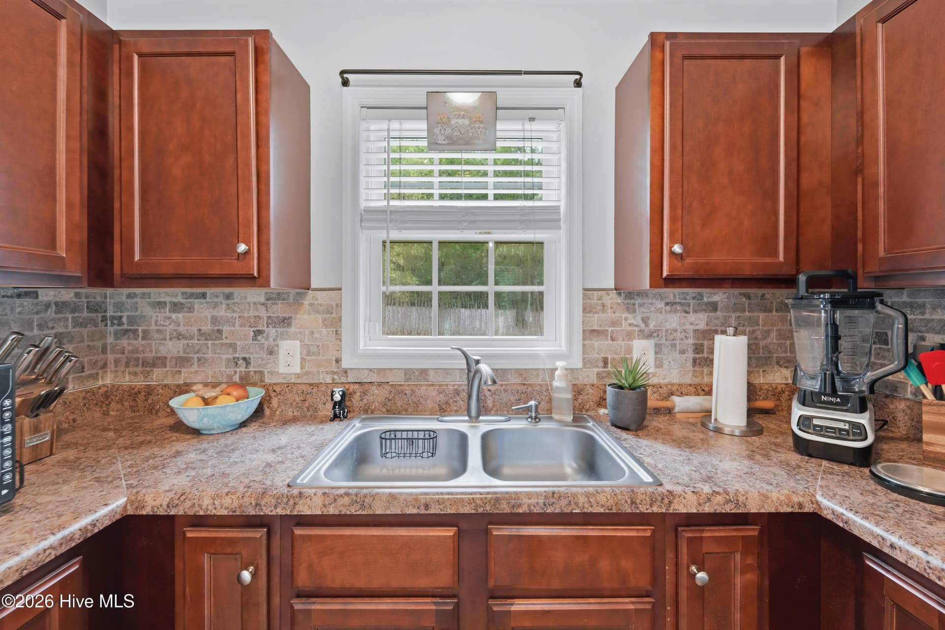 Single Family Residence at 206 Sweet Gum Lane, Richlands, NC 28574, photo 16 of 32