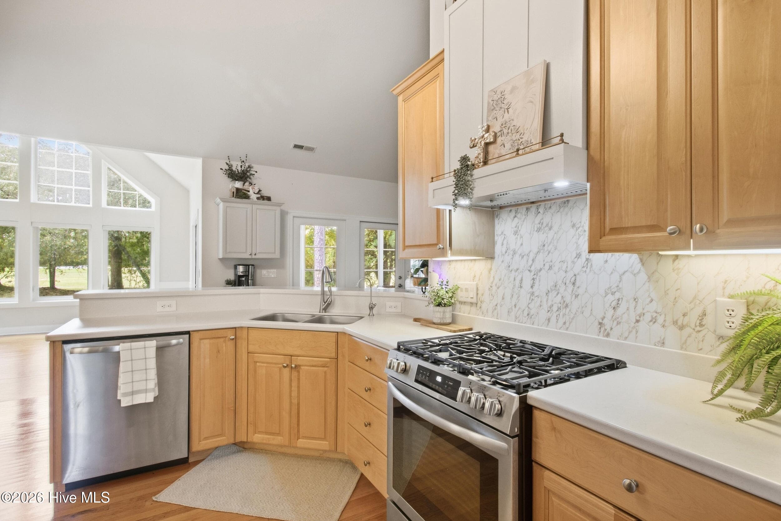 Kitchen - 920 Crooked Creek Drive, New Bern, NC 28560
