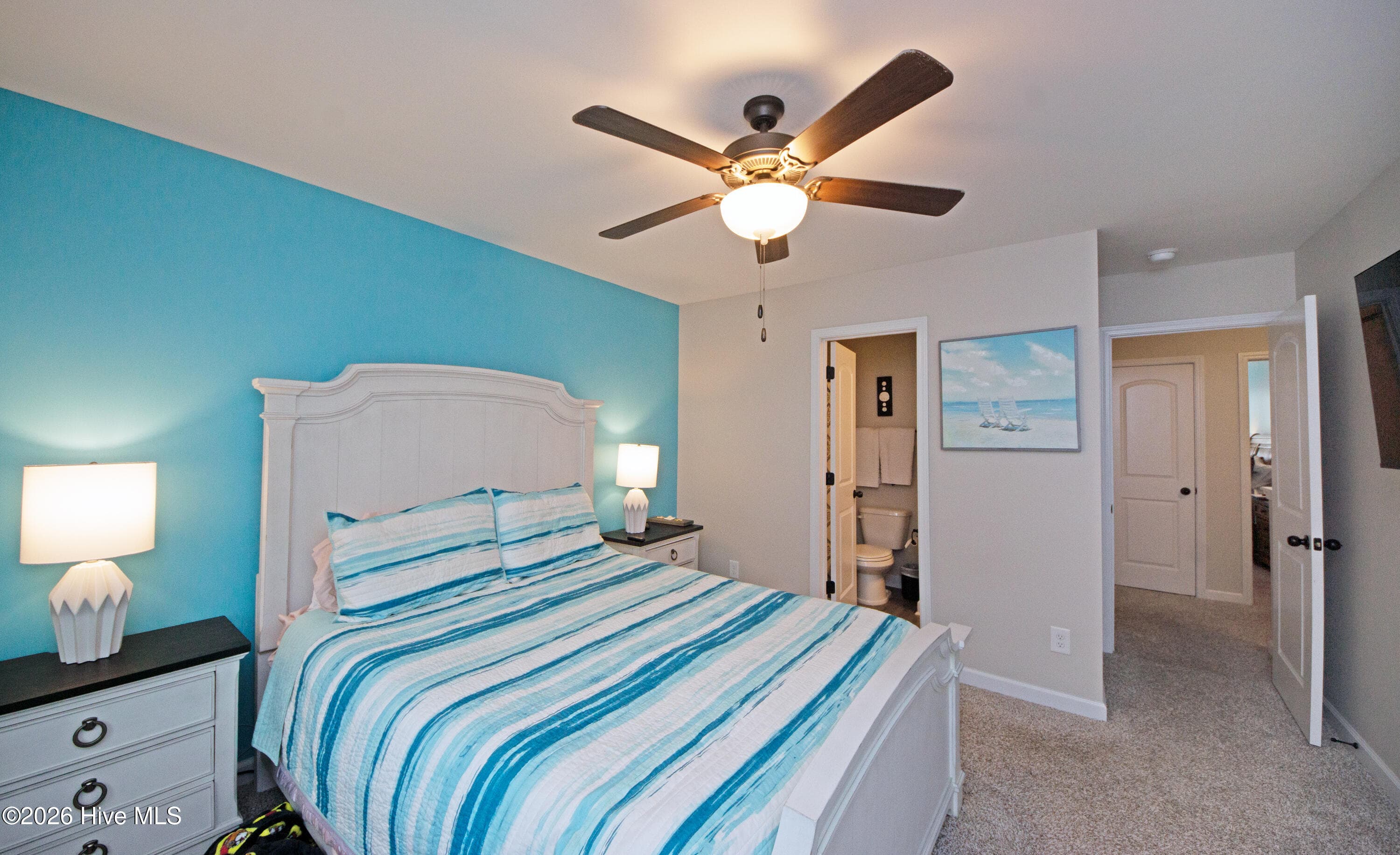 Townhouse at 7 Catalina Circle, Swansboro, NC 28584, photo 22 of 41