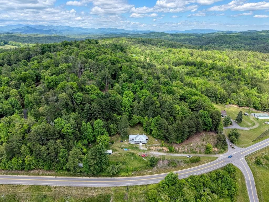 Residential at 3610 Highway 294, Murphy, NC 28906, photo 29 of 30