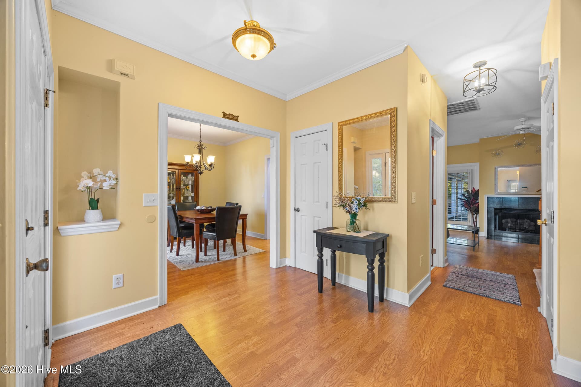 Single Family Residence at 101 Mackenzie Drive, Wilmington, NC 28409, photo 7 of 60