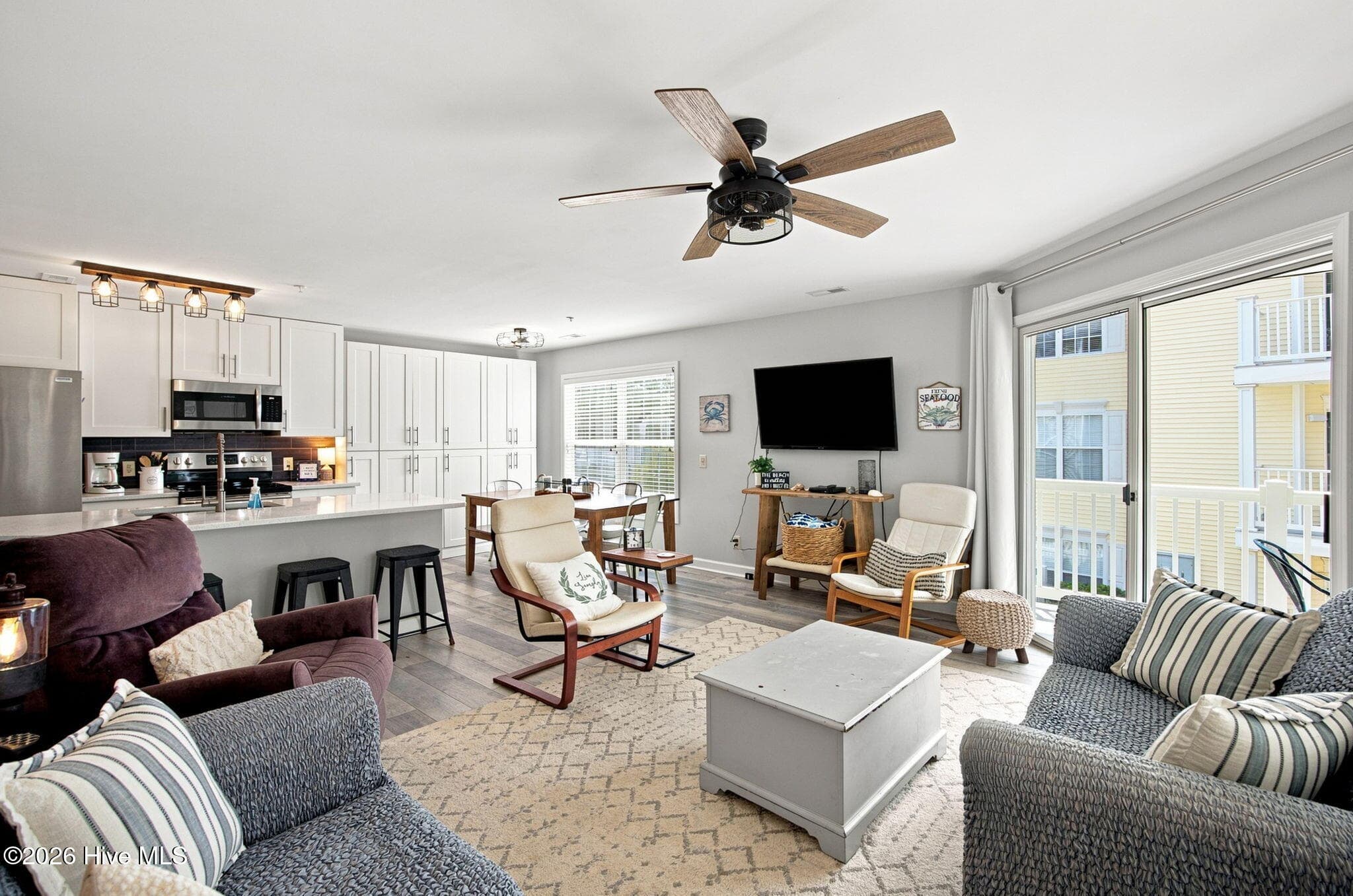 Condominium at 1215 N Middleton Drive NW Unit # 2704, Calabash, NC 28467, photo 11 of 40