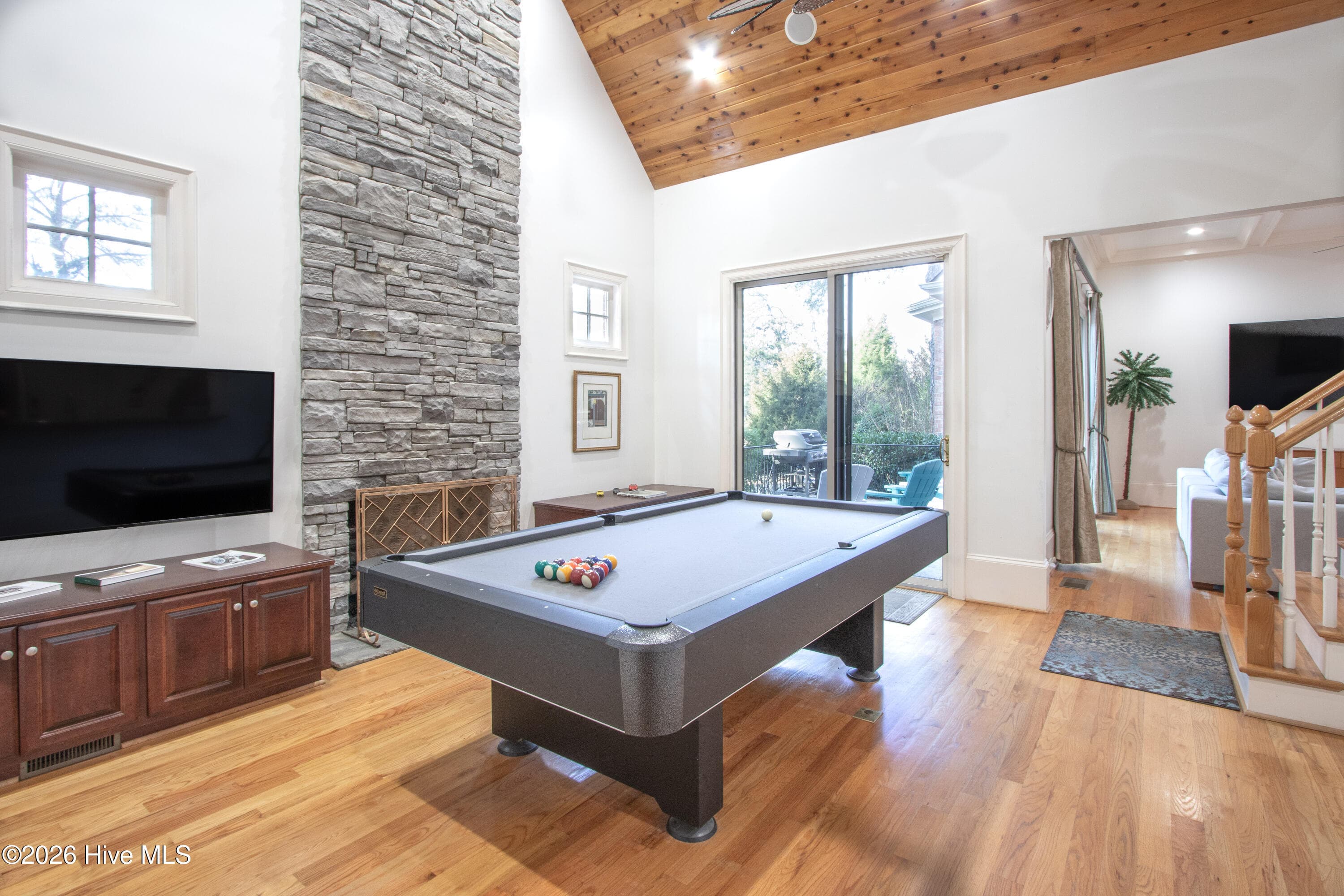 Single Family Residence at 30 Spring Valley Court, Pinehurst, NC 28374, photo 2 of 2