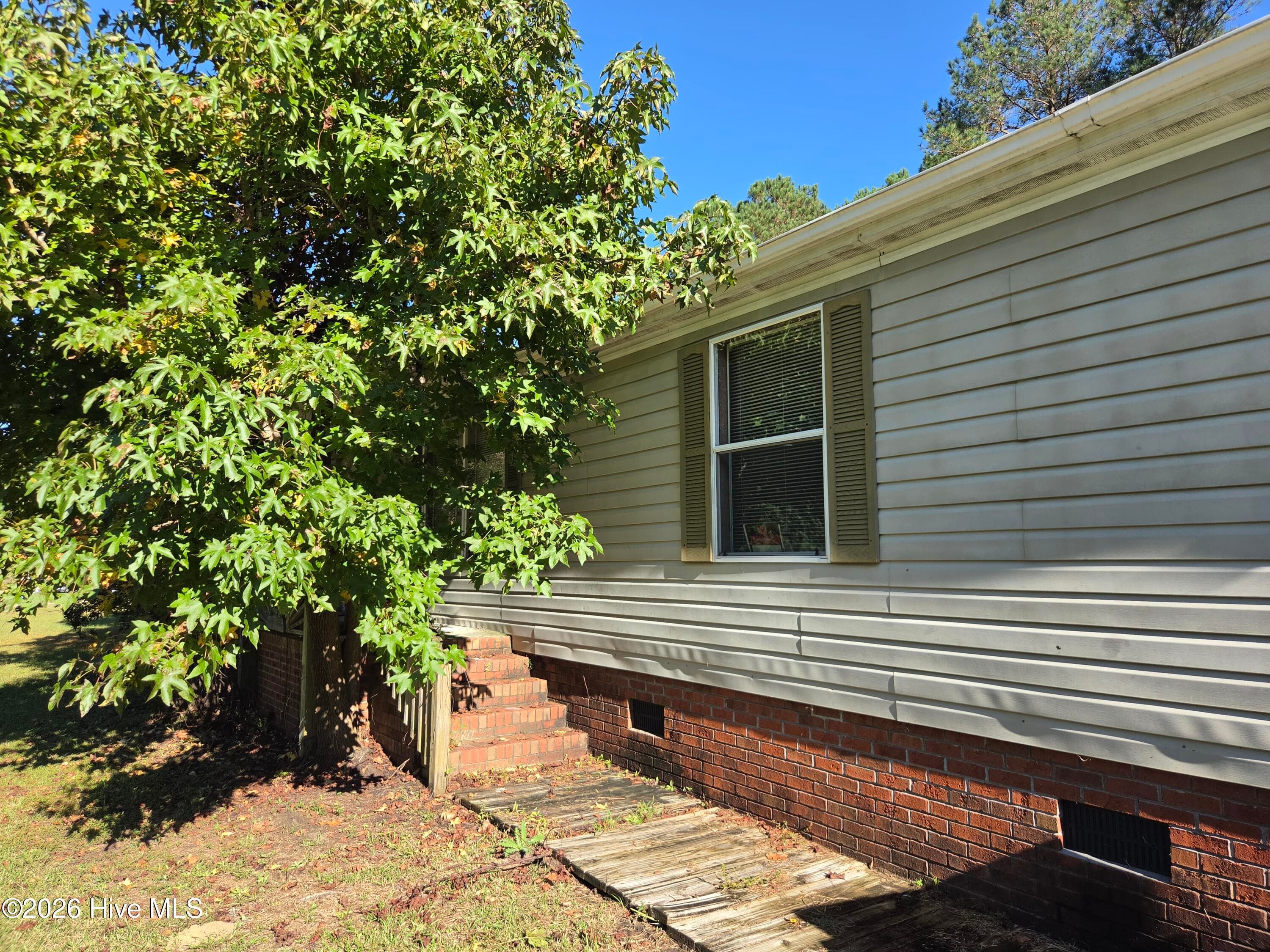 653 Harris Creek Road, Jacksonville, NC 28540