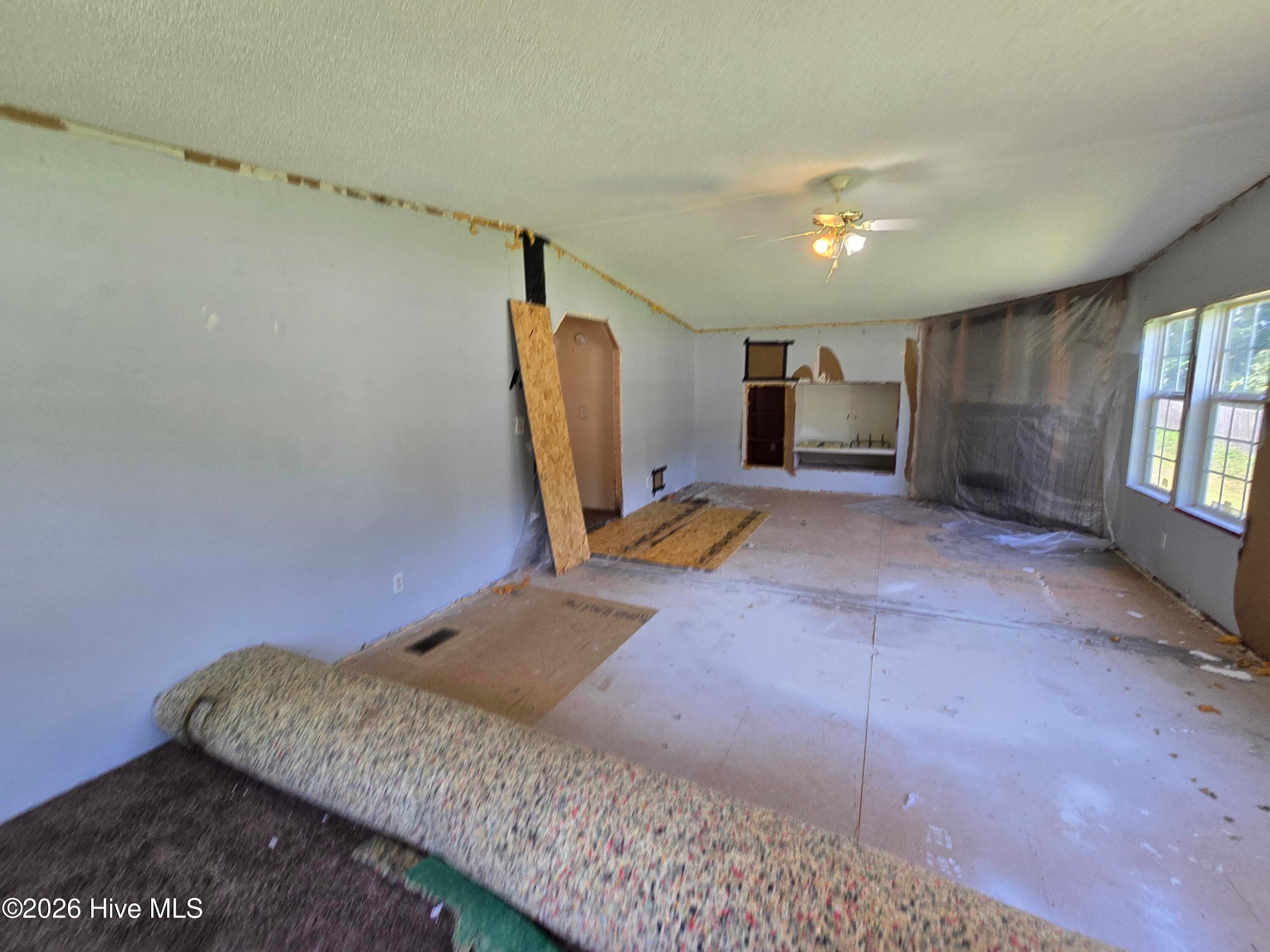 Manufactured Home at 307 Kimberly Court, Elizabeth City, NC 27909, photo 19 of 20