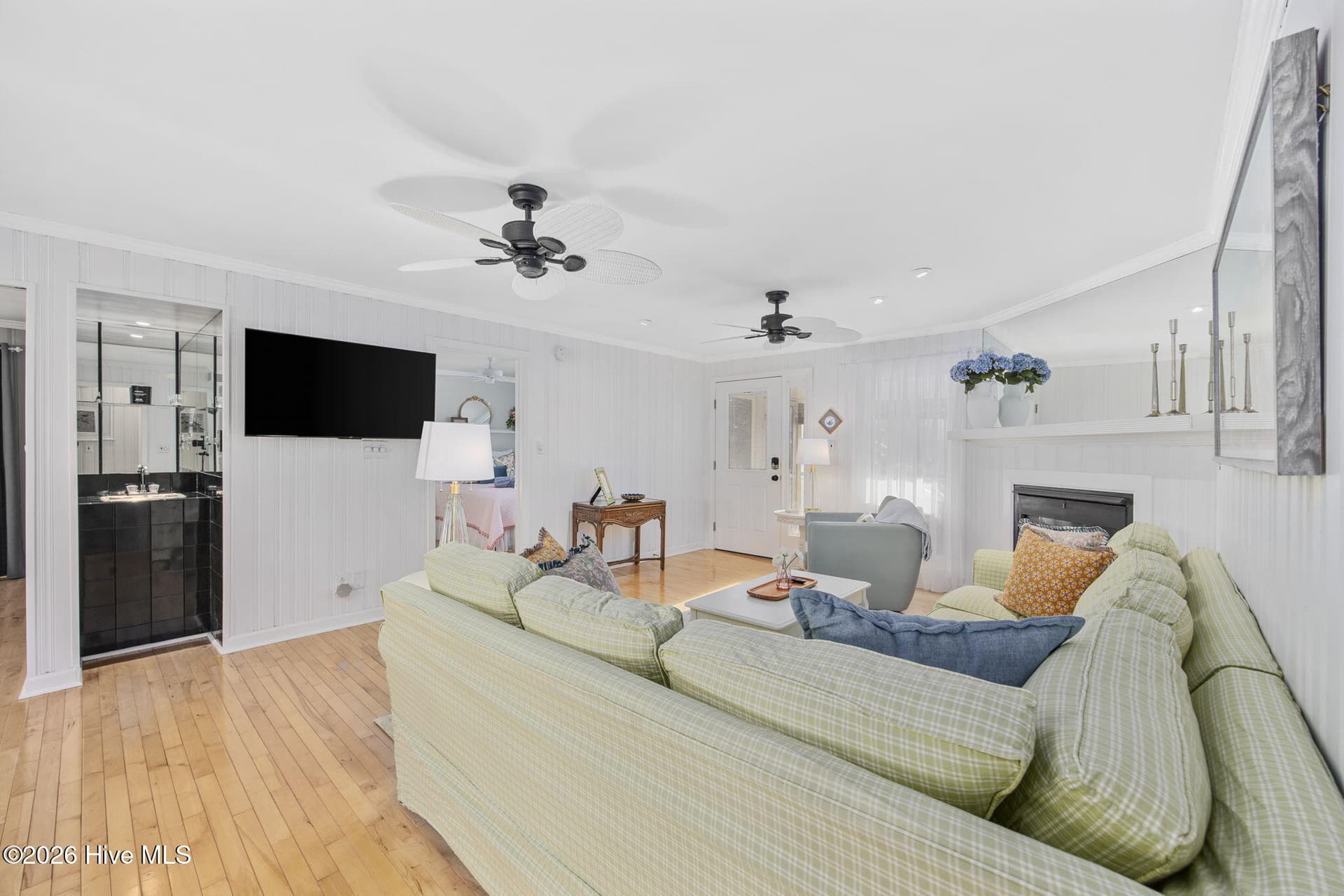 Single Family Residence at 407 35th Street, Sunset Beach, NC 28468, photo 6 of 49