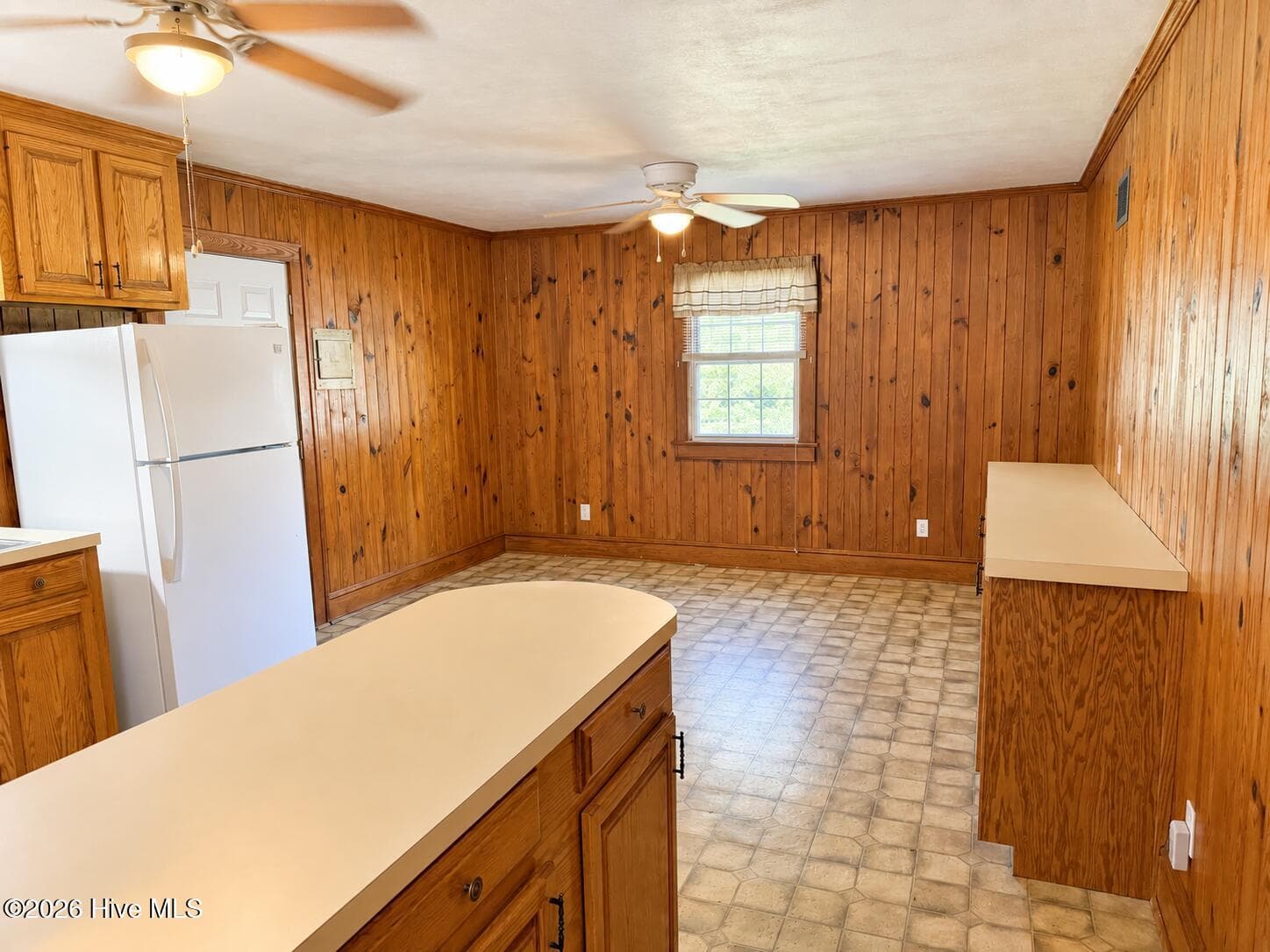 Single Family Residence at 601 Howard Street, Columbia, NC 27925, photo 12 of 20