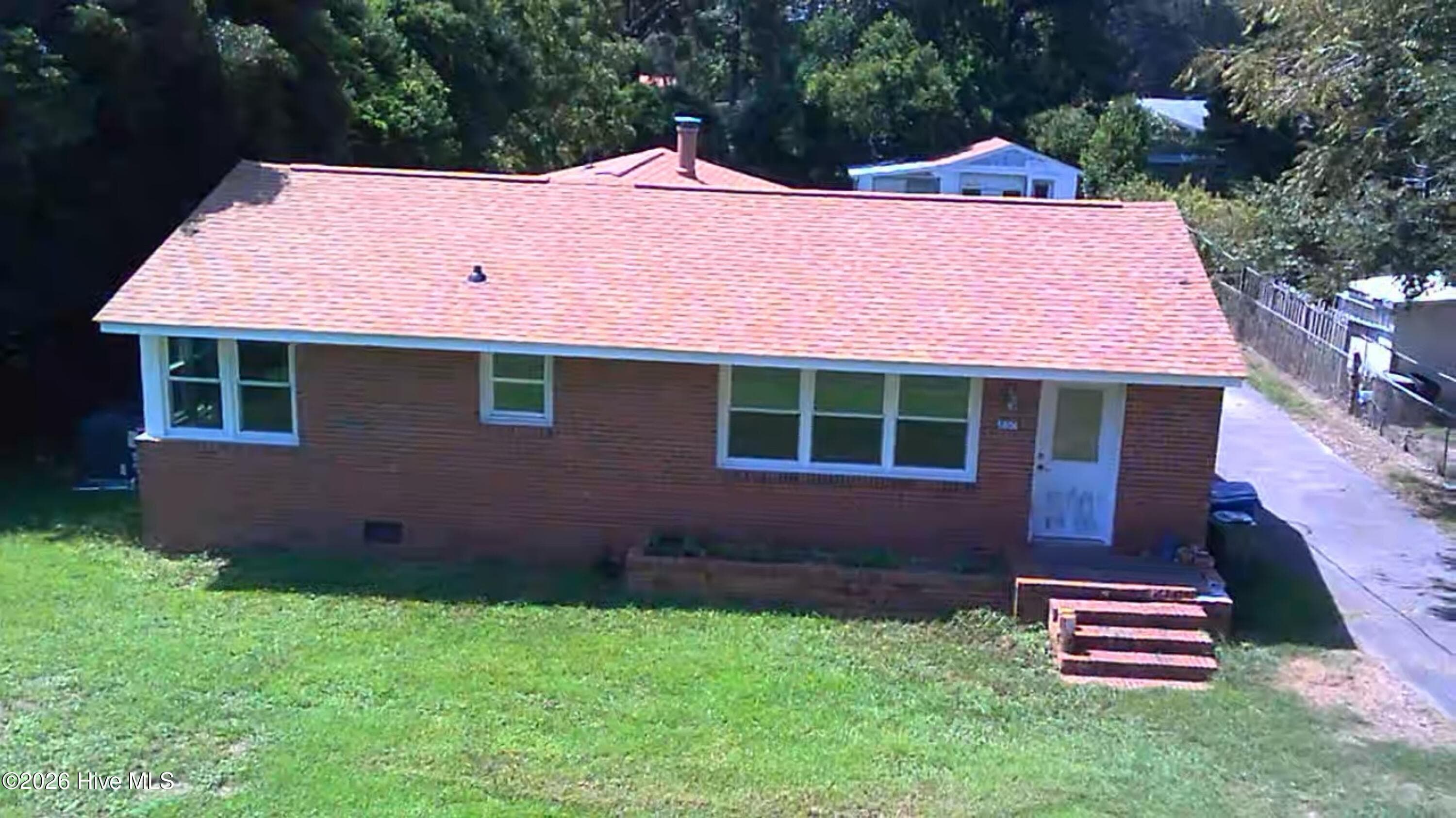 Single Family Residence at 5806 Roseland Drive, Wilmington, NC 28409, photo 2 of 38