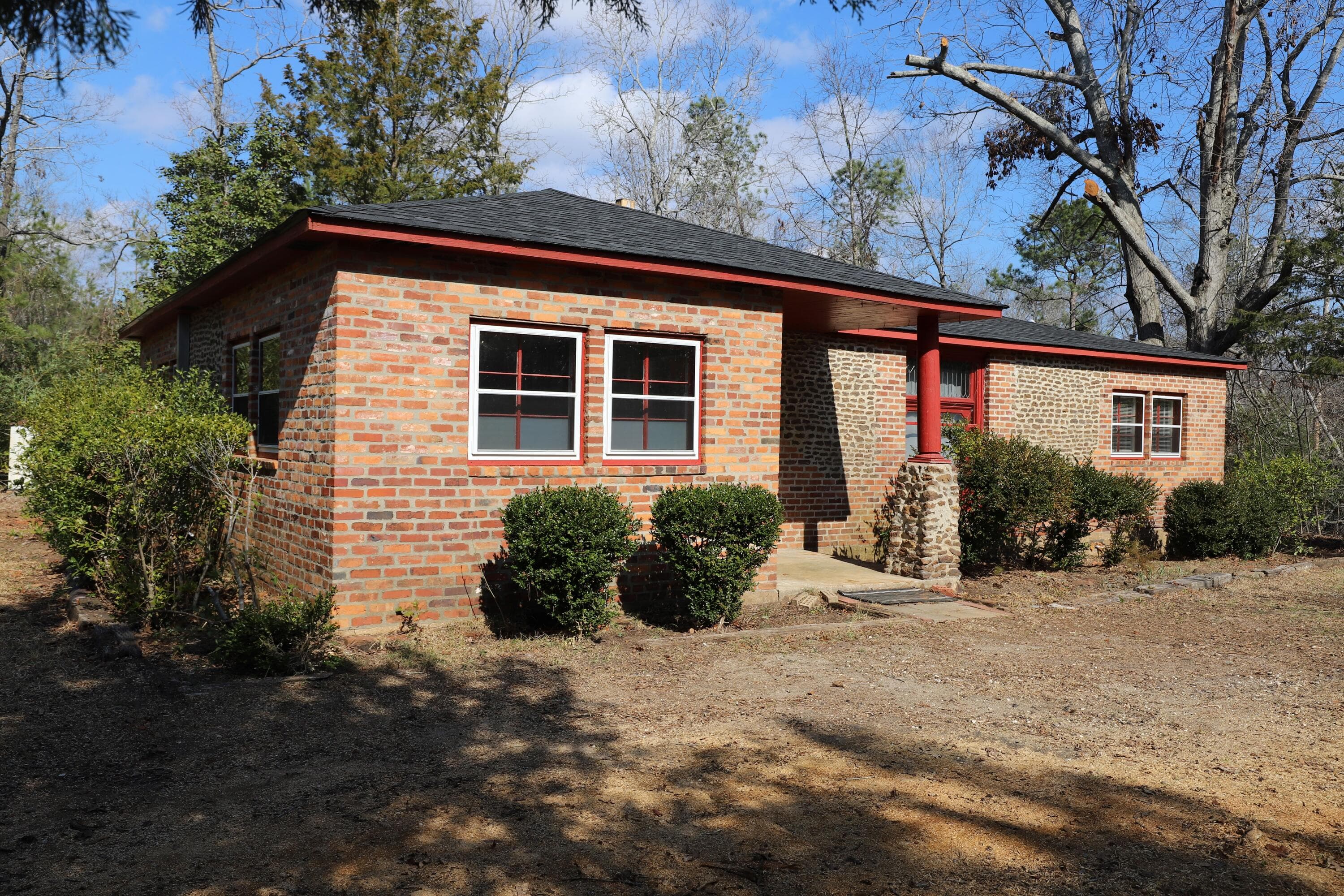 Single Family Residence at 5631 Old Augusta Highway, Grovetown, GA 30813, photo 2 of 34