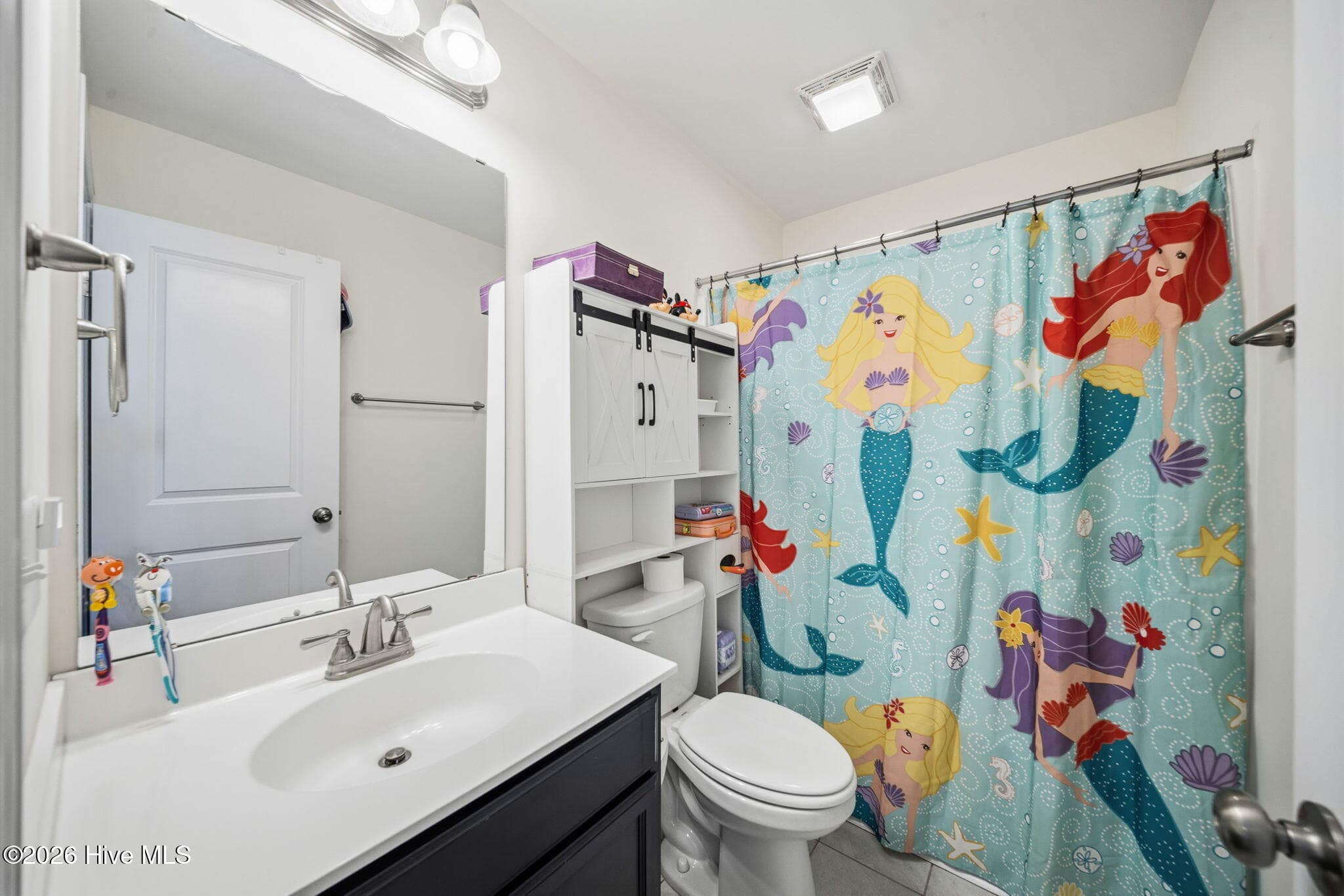 Single Family Residence at 111 E Barred Owl Drive, Hampstead, NC 28443, photo 59 of 103