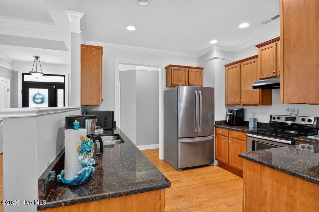 Single Family Residence at 125 Mom Lane, New Bern, NC 28562, photo 18 of 74