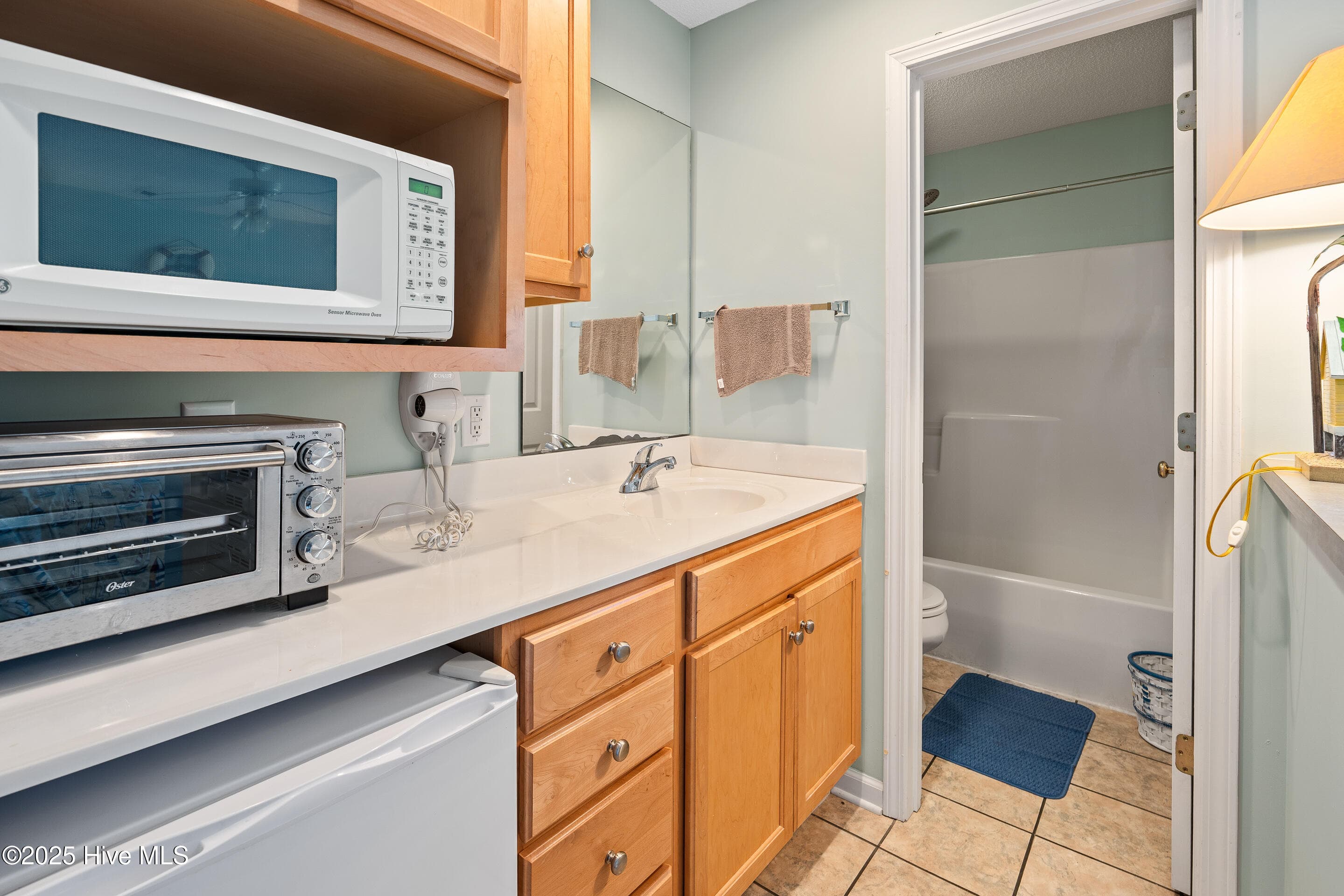 Condominium at 3350 Club Villas Drive # 1706, Southport, NC 28461, photo 23 of 27