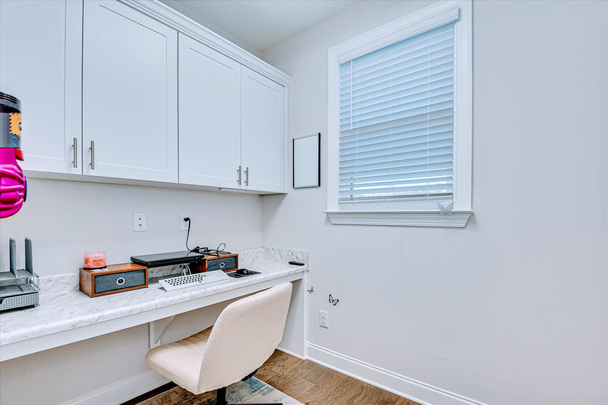 Located in the main floor, this dedicated private office/butlers pantry is perfect to match your needs - 903 Lillian Park Drive, Grovetown, GA 30813