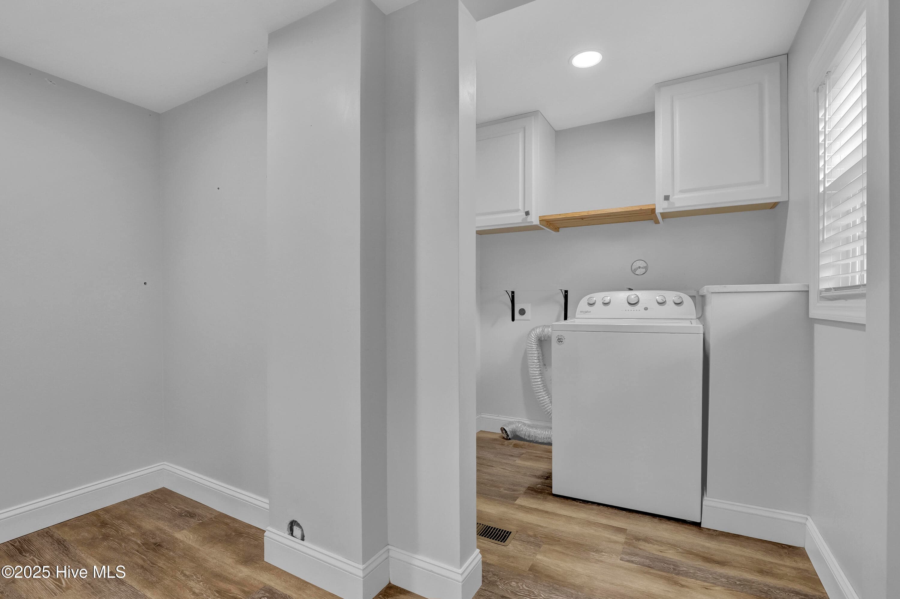 Single Family Residence at 2971 Penderlea Highway, Burgaw, NC 28425, photo 17 of 26