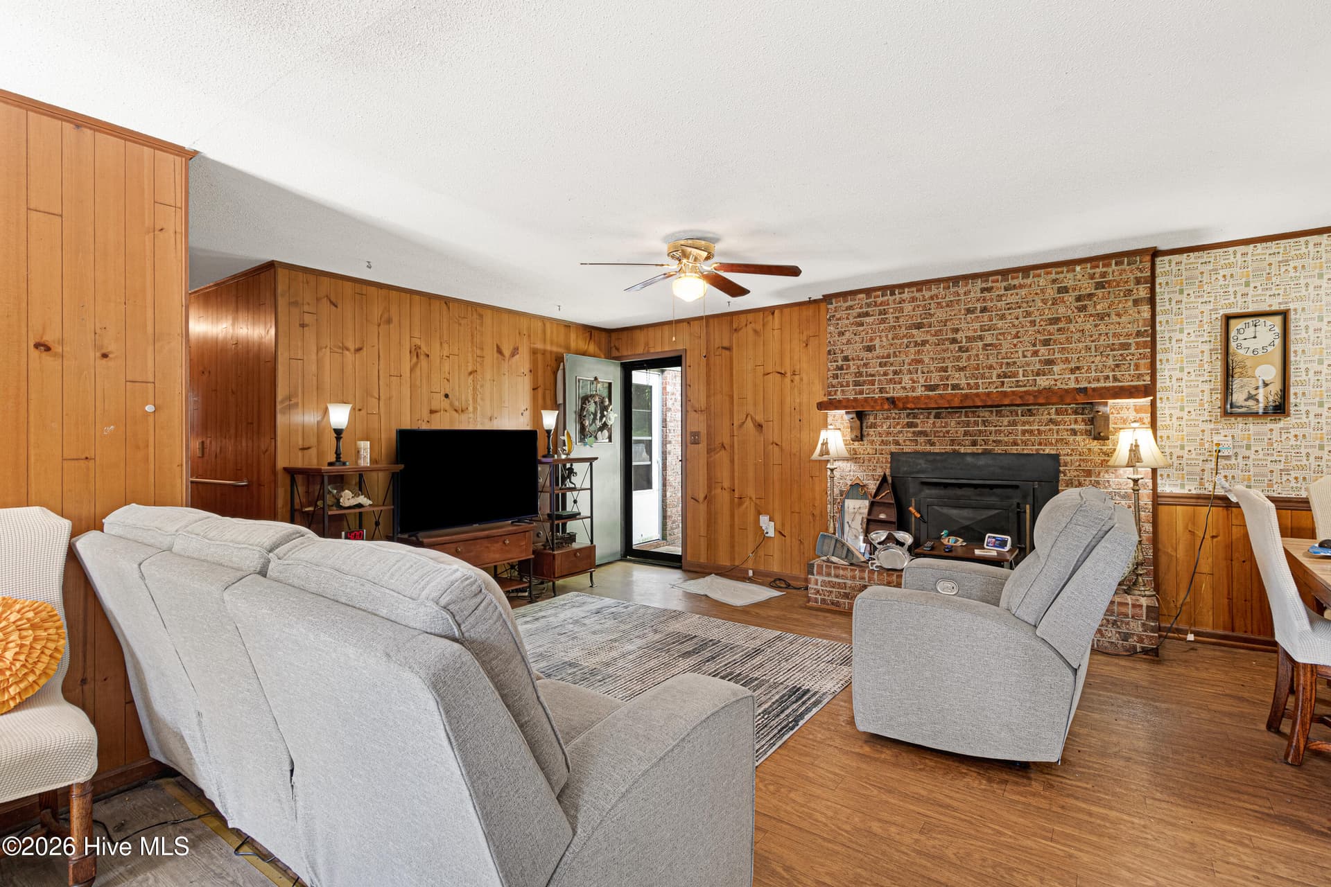 Single Family Residence at 500 Maple Lane, Morehead City, NC 28557, photo 5 of 29
