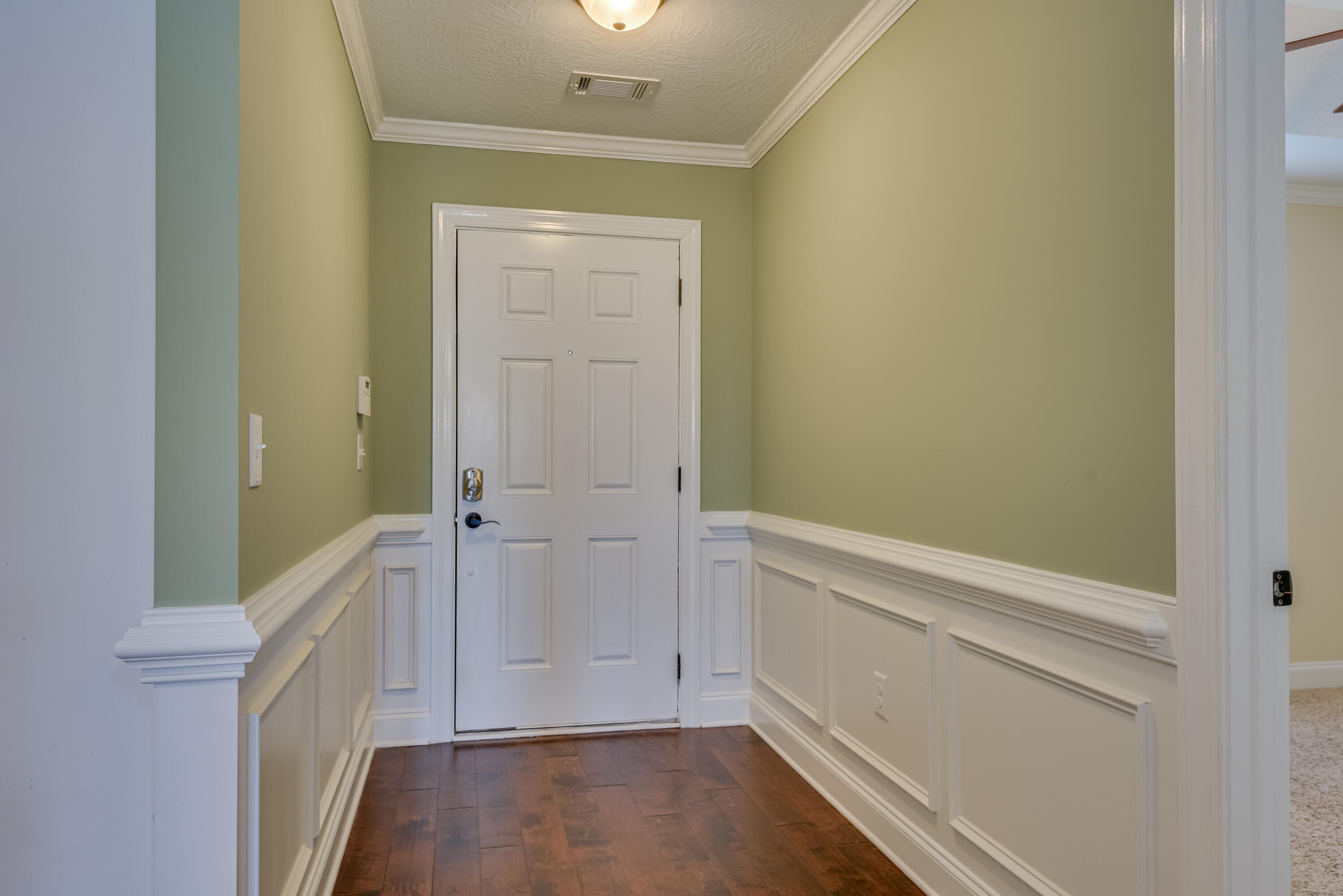 Townhouse at 293 Harvester Drive, North Augusta, SC 29860, photo 9 of 95