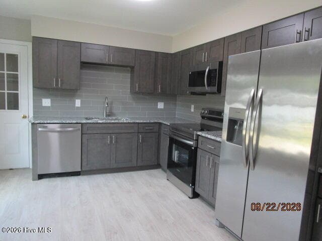 Single Family Residence at 4006 Amstel Court, Elizabeth City, NC 27909, photo 10 of 37