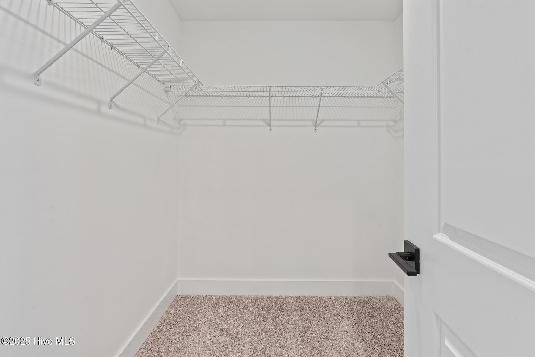 Single Family Residence at 27 S Umbrella Palm Drive, Hampstead, NC 28443, photo 17 of 21