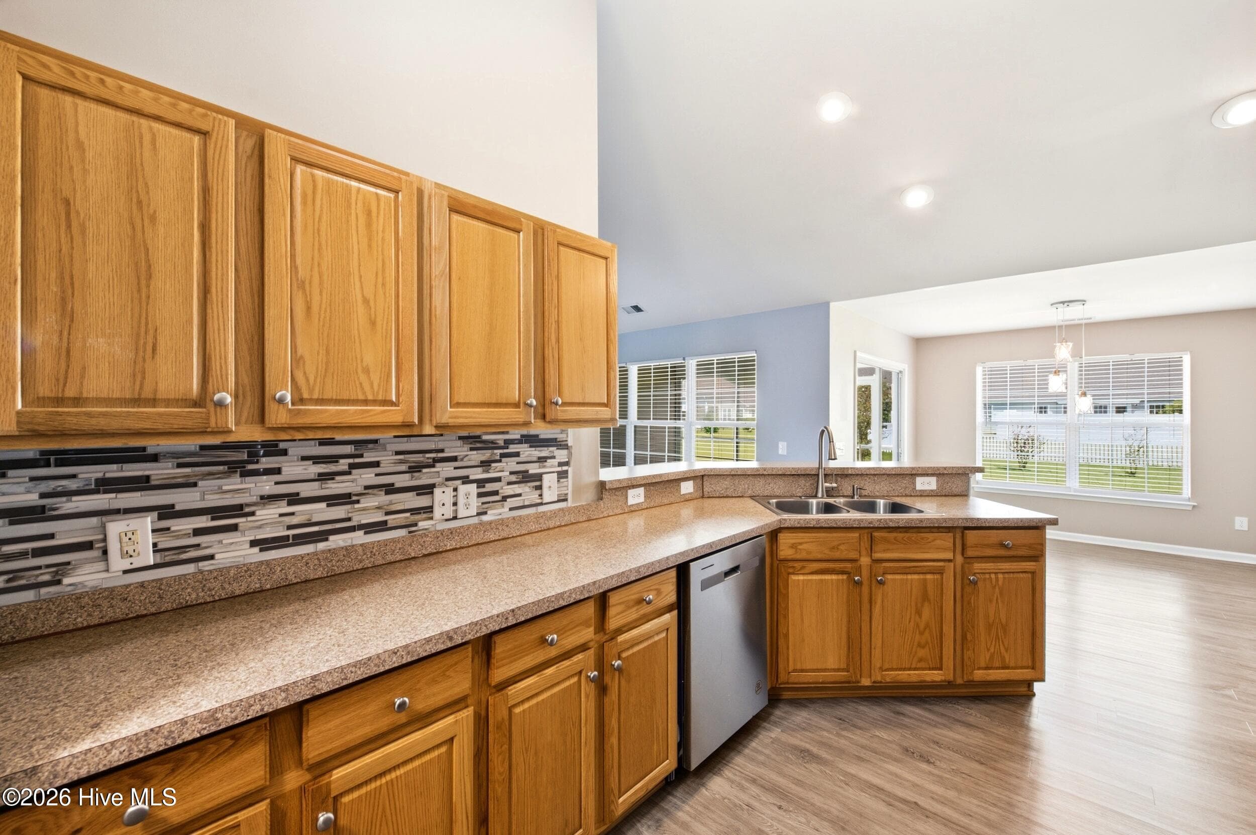 Single Family Residence at 122 Planters Row Lane, Calabash, NC 28467, photo 13 of 51