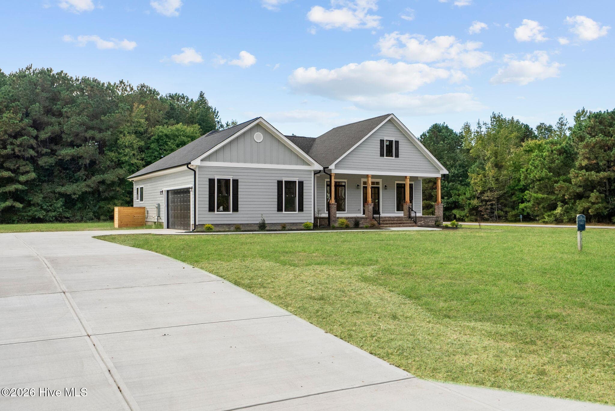 Single Family Residence at 329 Riversound Drive, Edenton, NC 27932, photo 2 of 44