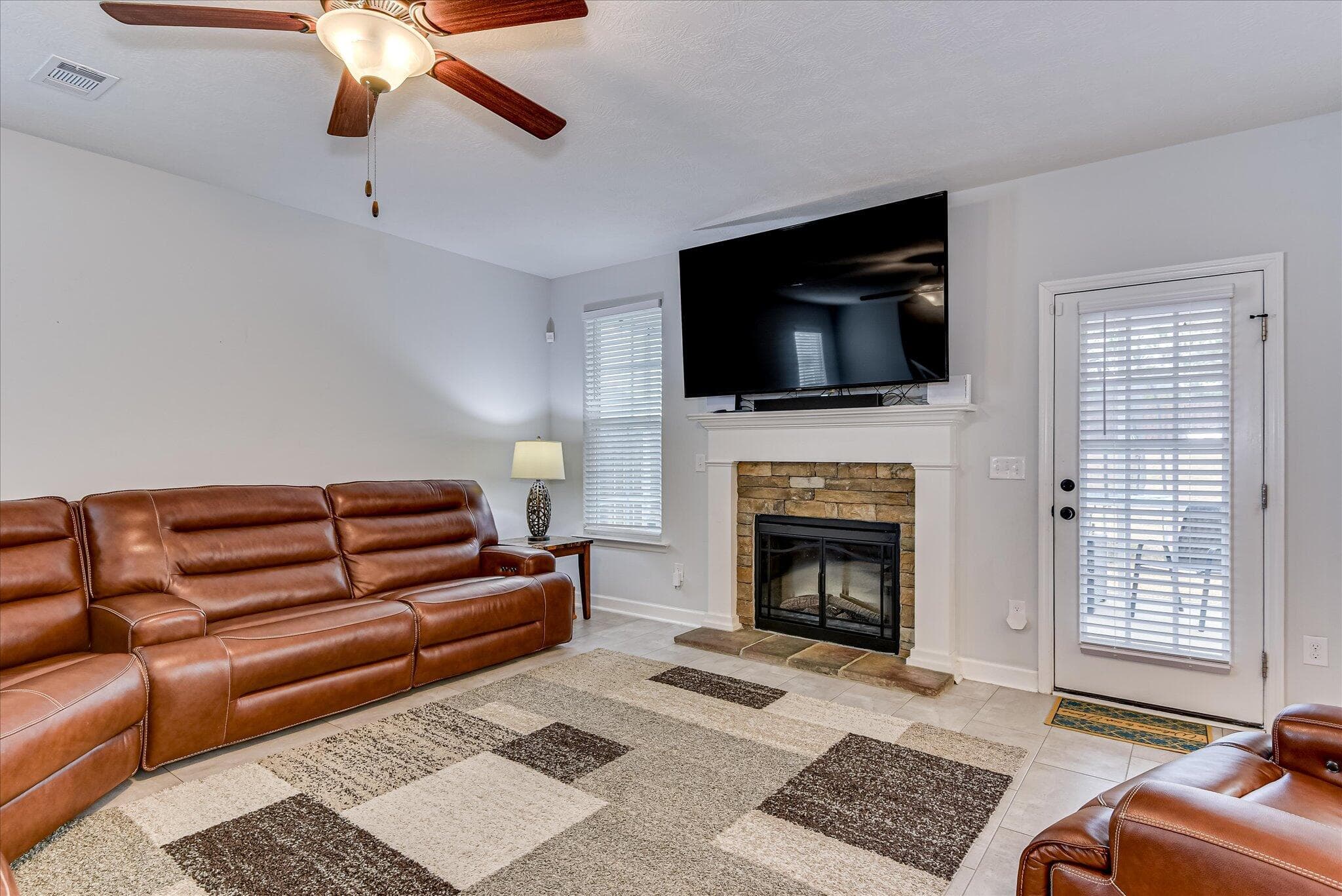 Single Family Residence at 526 Jensen Lane, Augusta, GA 30909, photo 8 of 44