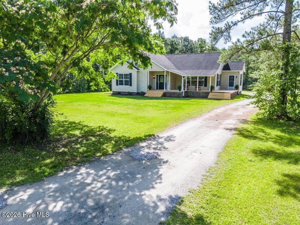Single Family Residence at 635 Cross Creek Drive, Hampstead, NC 28443, photo 28 of 36