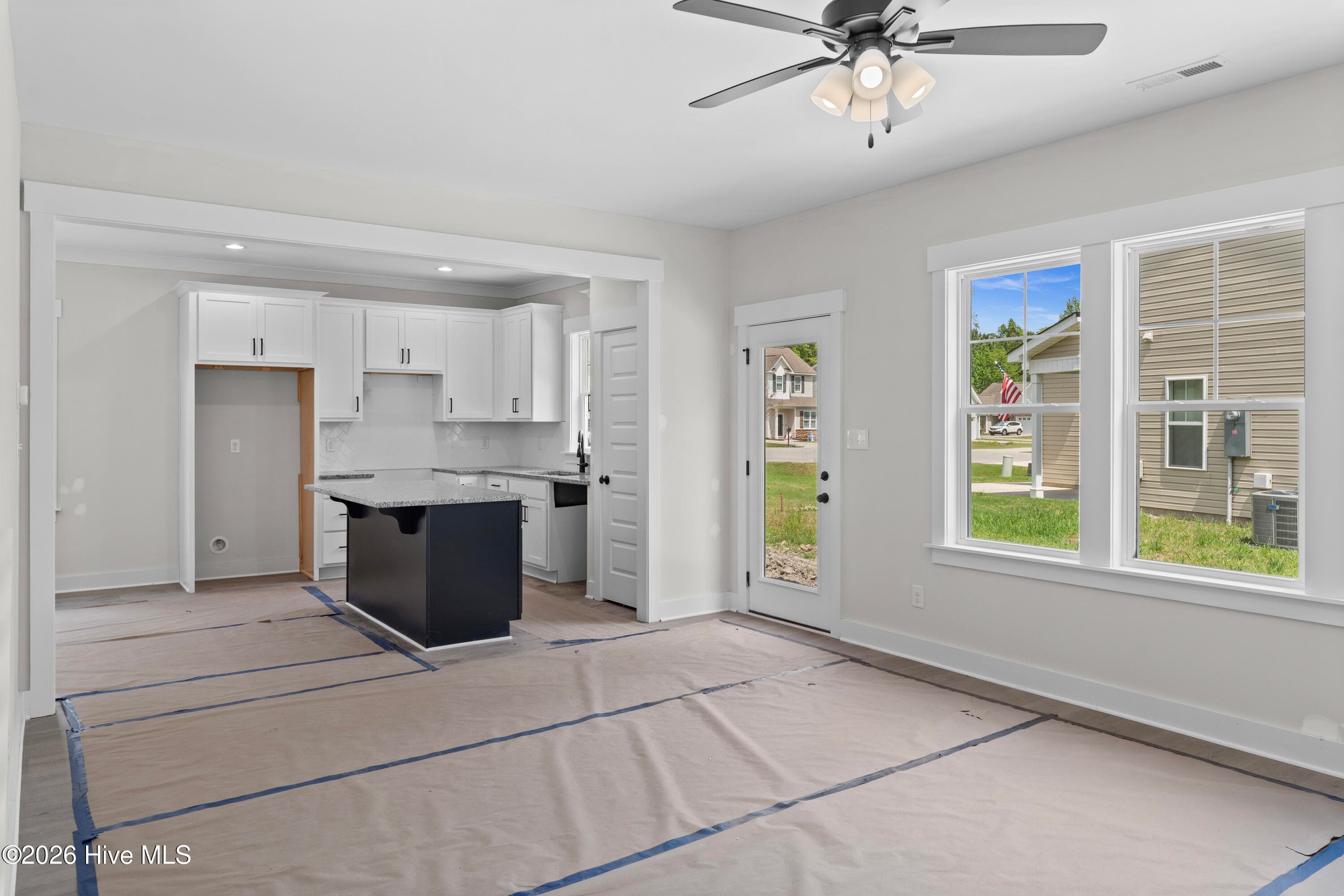Single Family Residence at 318 Hawks Bluff Drive, New Bern, NC 28560, photo 26 of 109