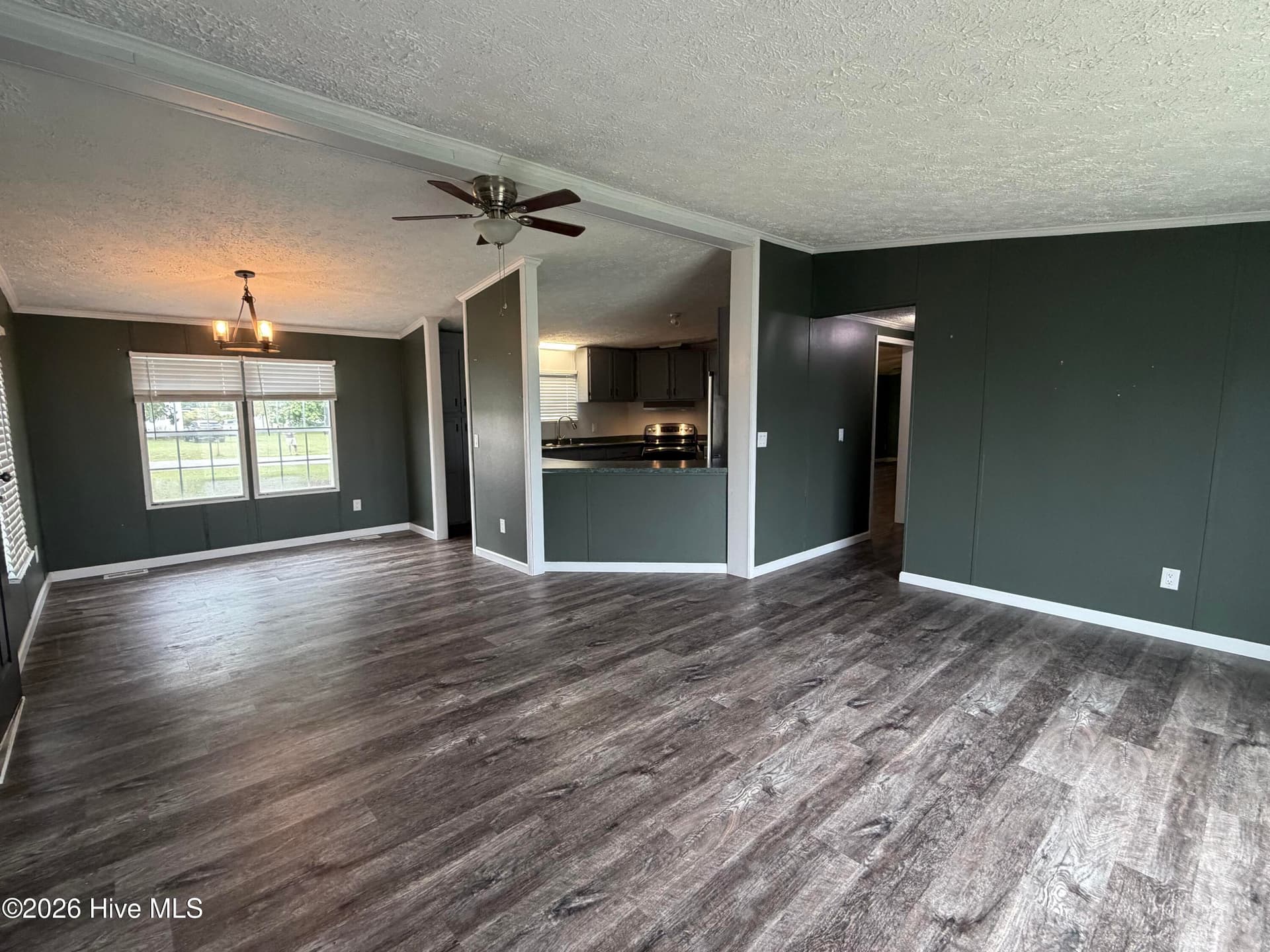 Manufactured Home at 3760 Sean Drive, La Grange, NC 28551, photo 7 of 55