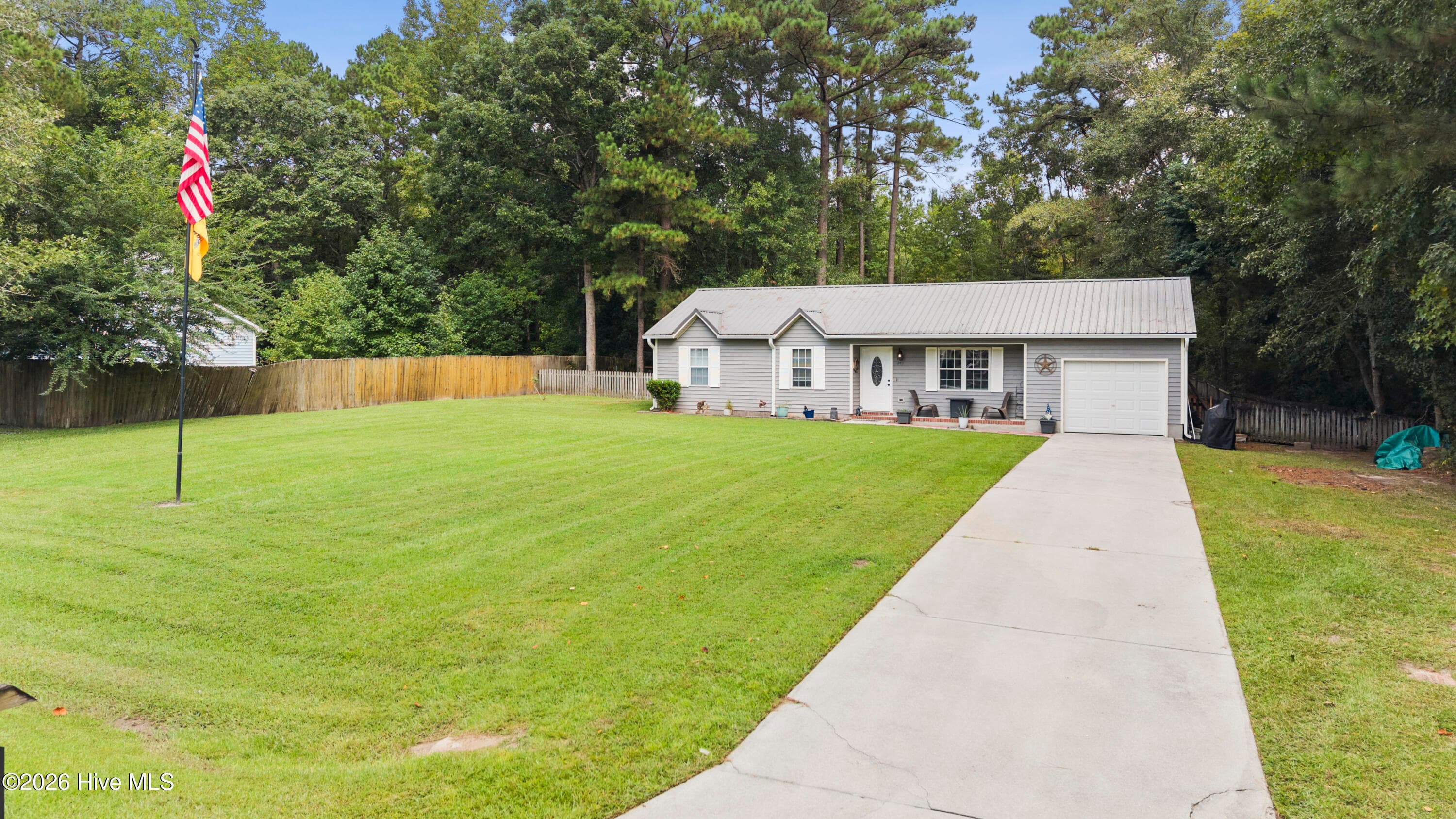 Single Family Residence at 259 S Creek Drive, Jacksonville, NC 28540, photo 2 of 32