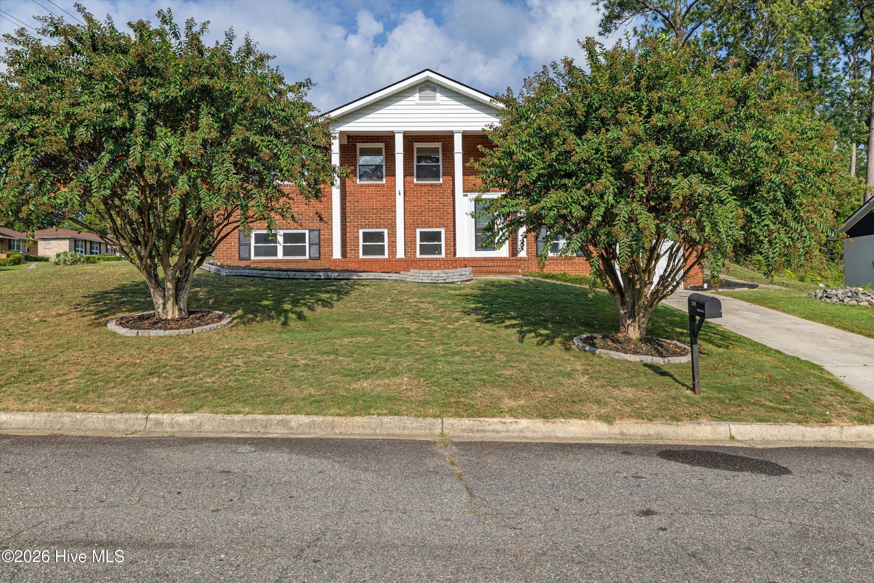 Single Family Residence at 3529 Mount Vernon Drive, Augusta, GA 30906, photo 3 of 37