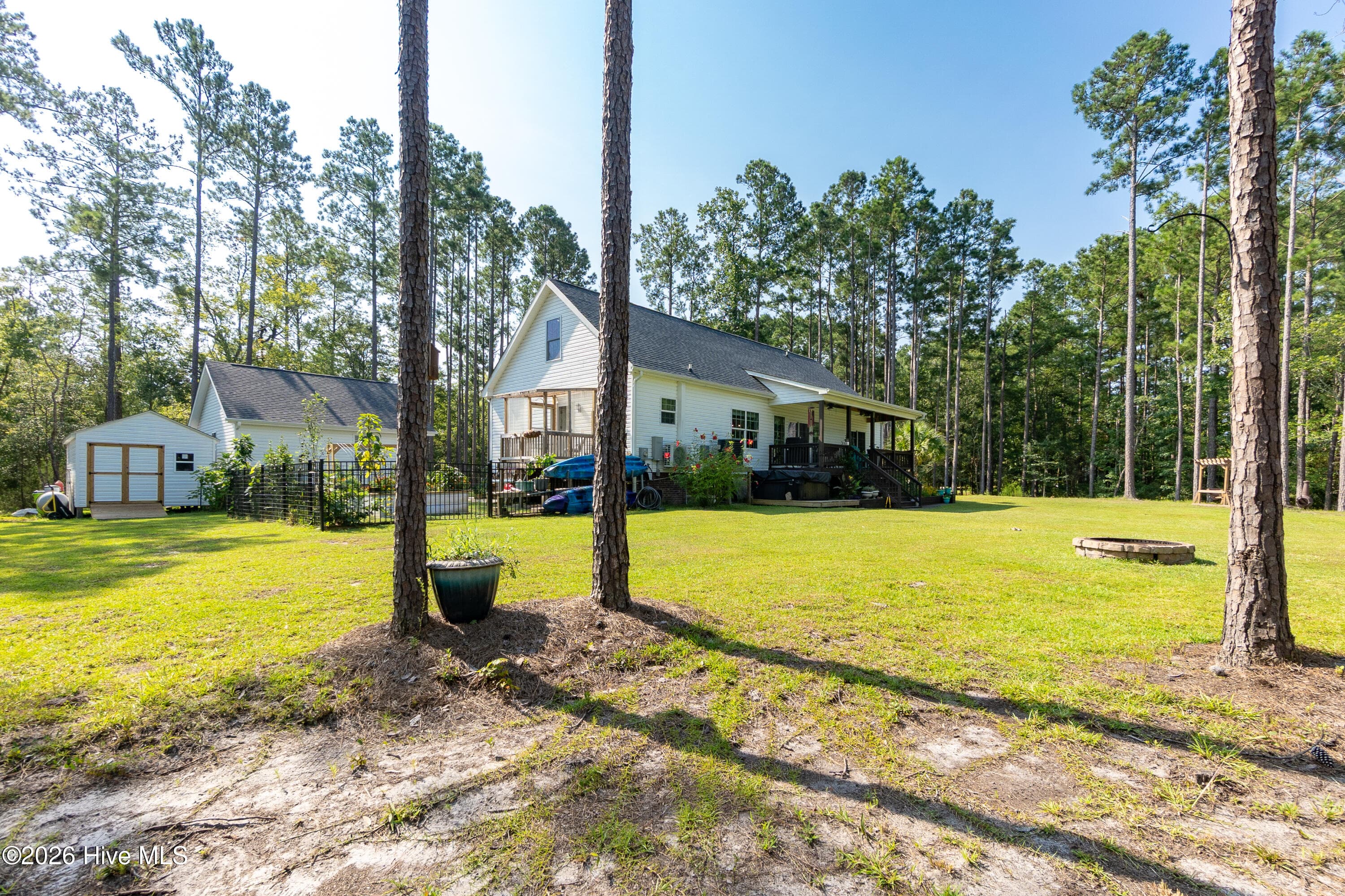 Single Family Residence at 418 Vicksburg Court, Havelock, NC 28532, photo 10 of 40