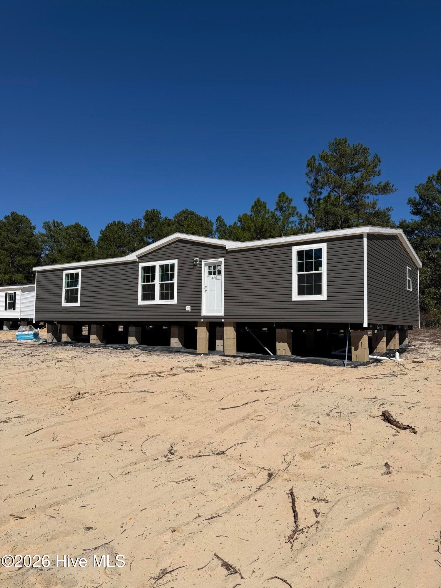 Manufactured Home at 450 Mt Zion Road, Trenton, SC 29847, photo 6 of 26