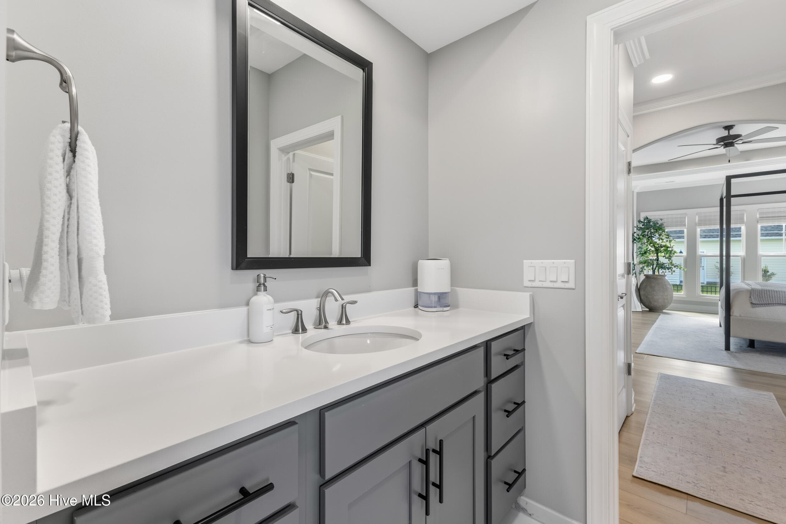 Single Family Residence at 5089 Saltgrass Cove, Leland, NC 28451, photo 27 of 132