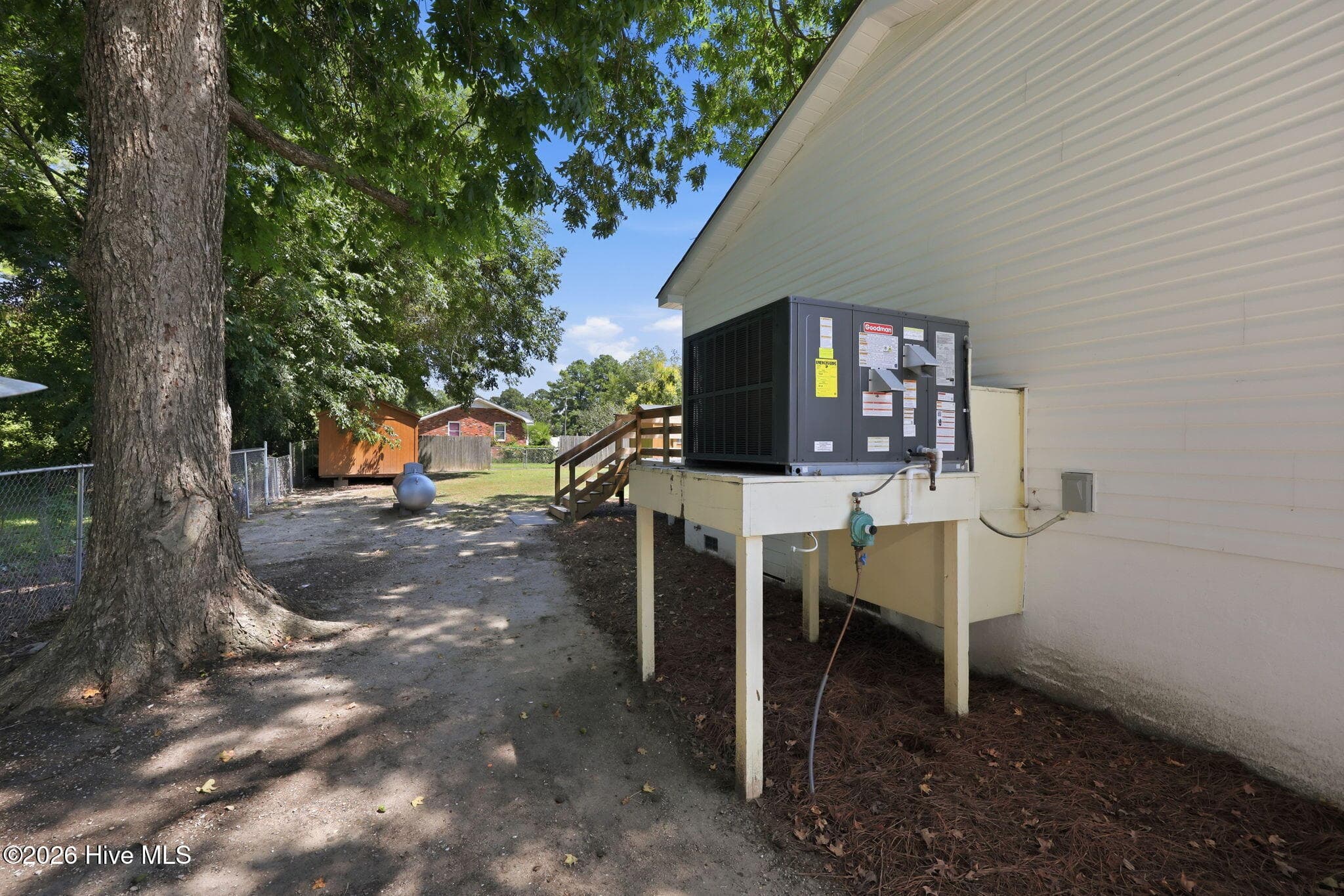 Single Family Residence at 17 Old Fort Shores Road, Chocowinity, NC 27817, photo 36 of 46