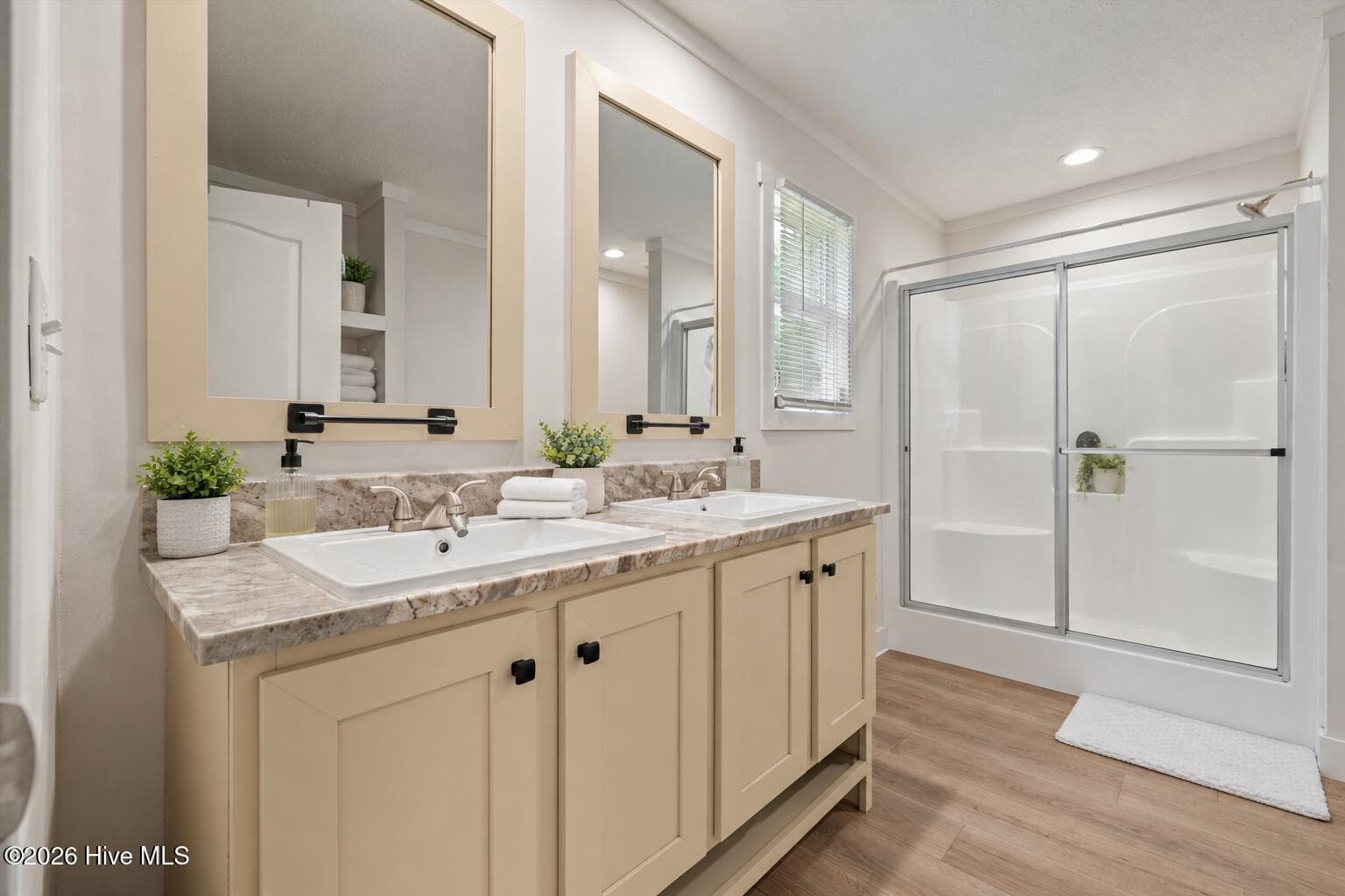 Single Family Residence at 1220 Warrenton Road, Henderson, NC 27537, photo 13 of 22