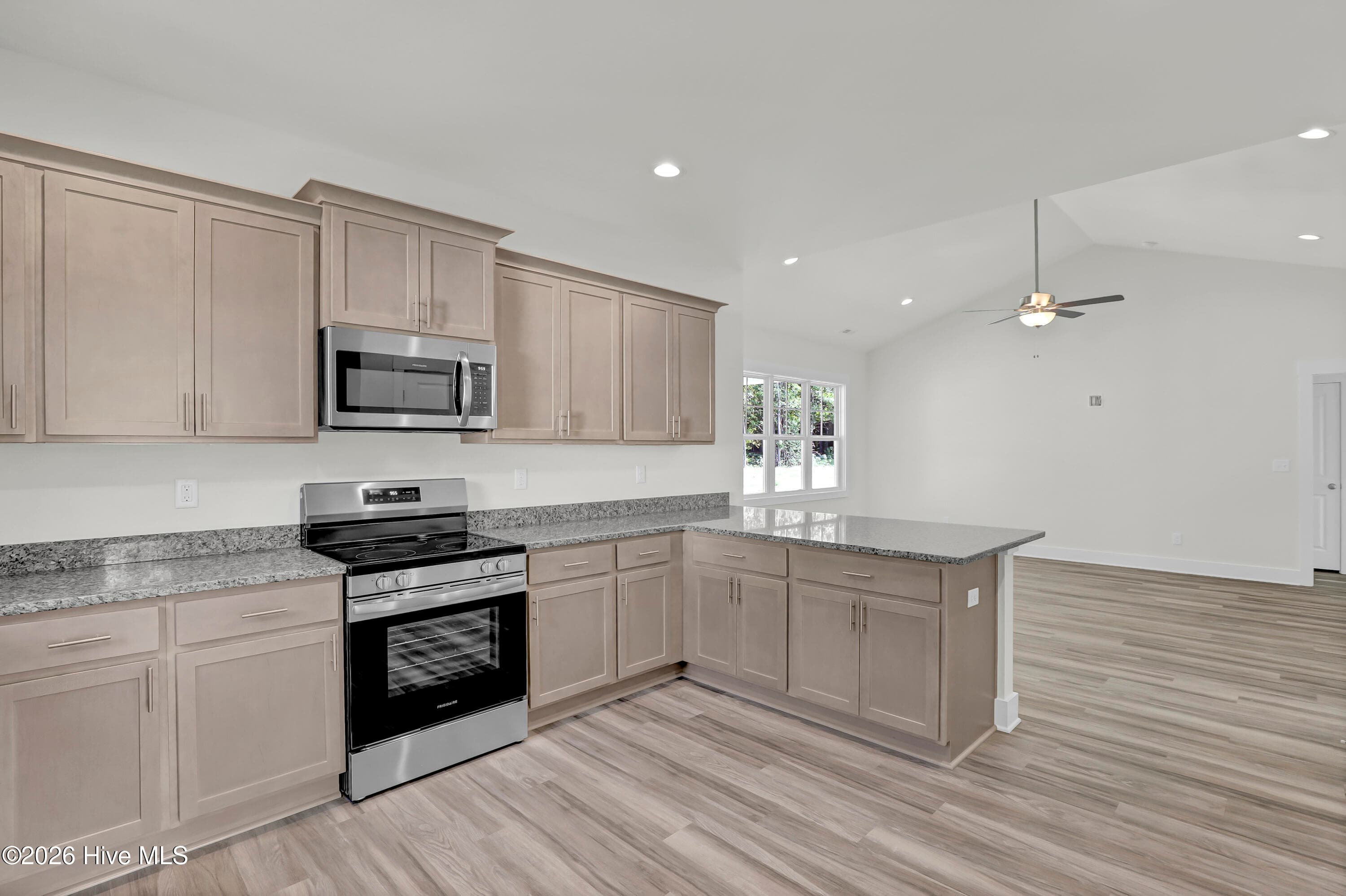 Single Family Residence at 42 Peach Court, Burgaw, NC 28425, photo 10 of 32