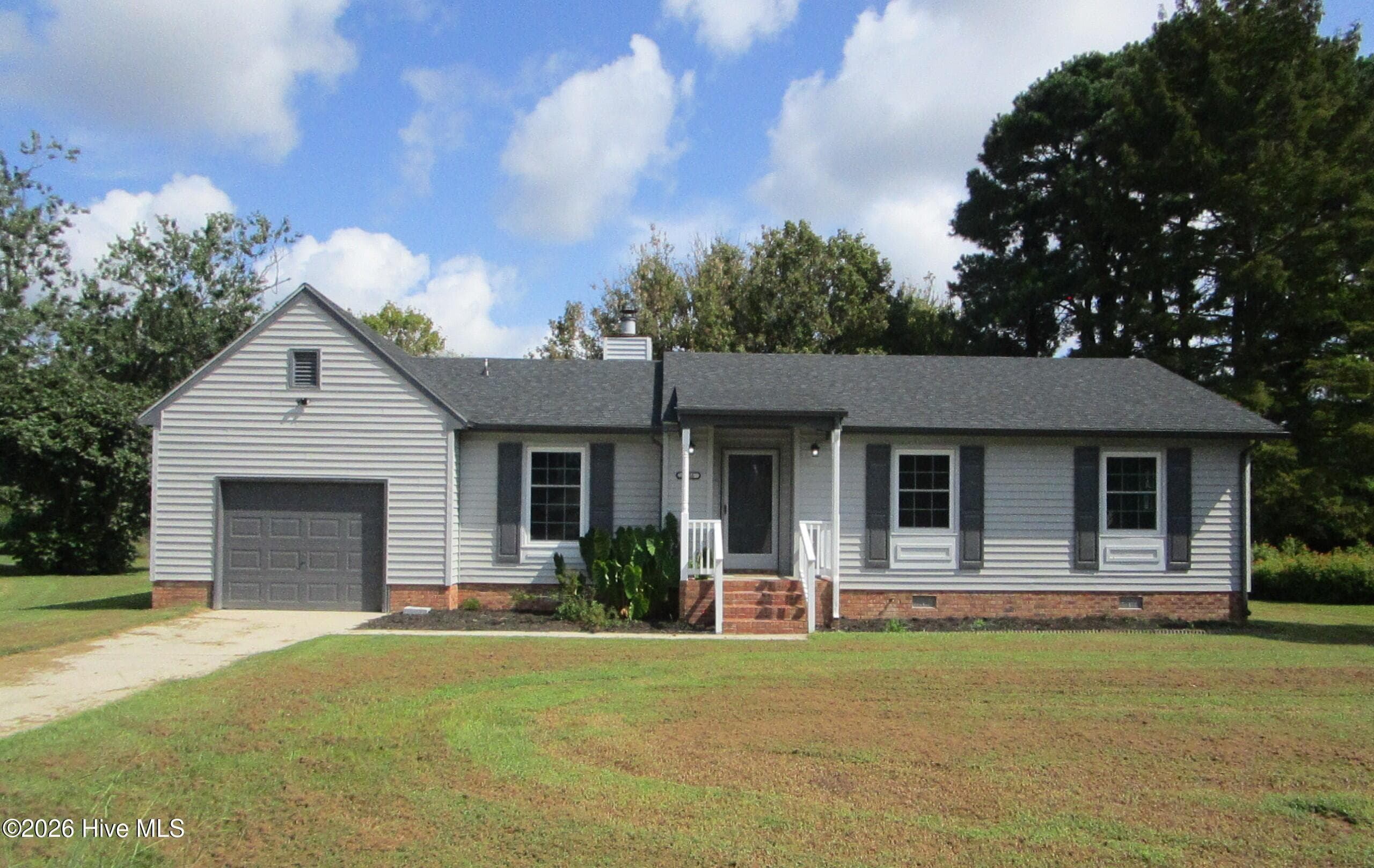 Single Family Residence at 4006 Amstel Court, Elizabeth City, NC 27909, photo 2 of 37