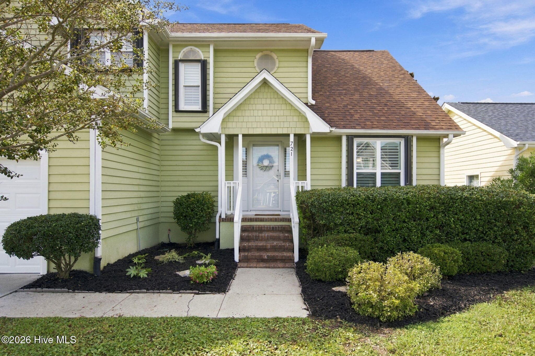 Single Family Residence at 721 Sloop Pointe Lane, Kure Beach, NC 28449, photo 3 of 78