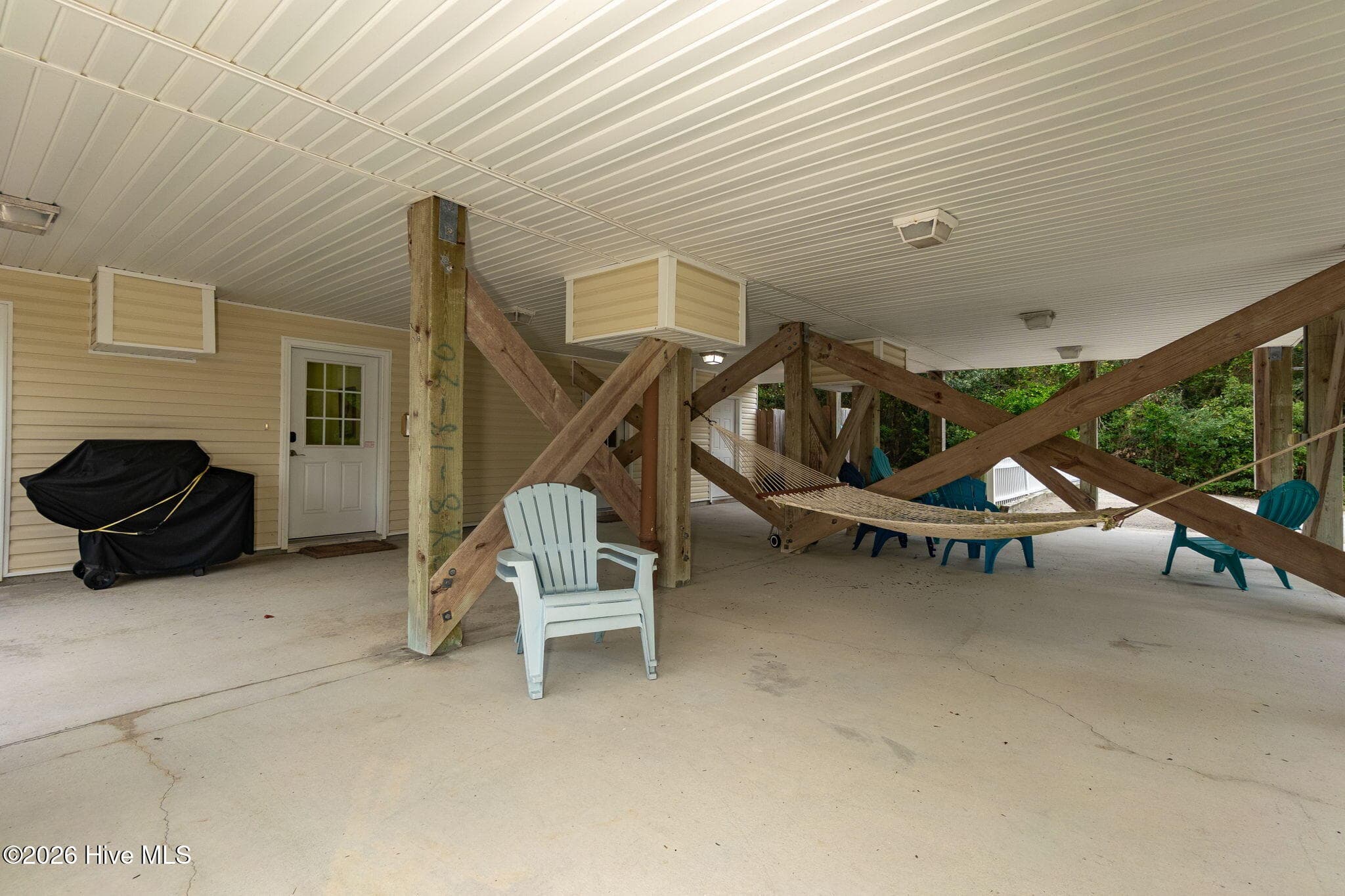 Townhouse at 118 Shell Drive West, Emerald Isle, NC 28594, photo 53 of 67
