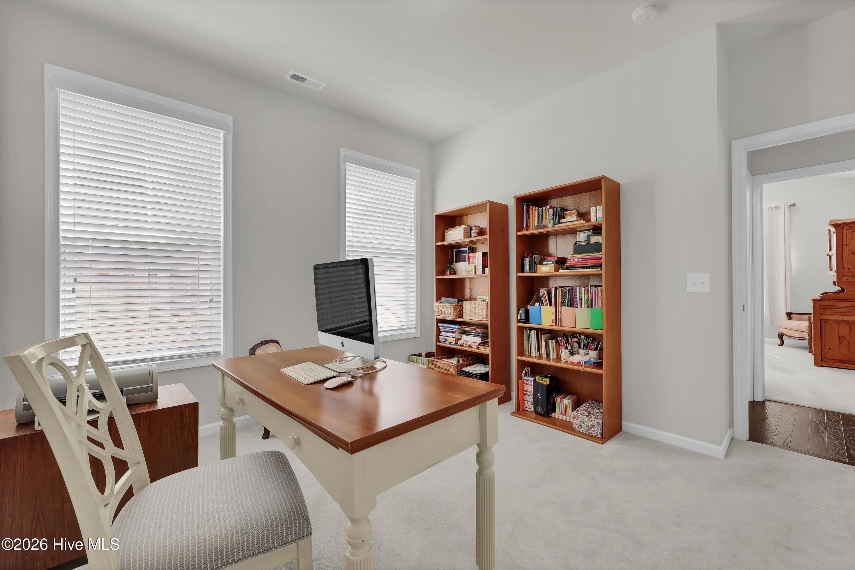 Single Family Residence at 512 Steele Loop, Wilmington, NC 28411, photo 9 of 31