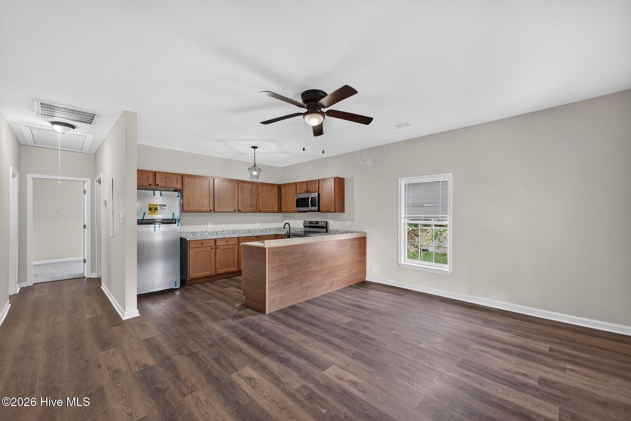 Single Family Residence at 1426 Essie Mcintyre Boulevard, Augusta, GA 30901, photo 4 of 21