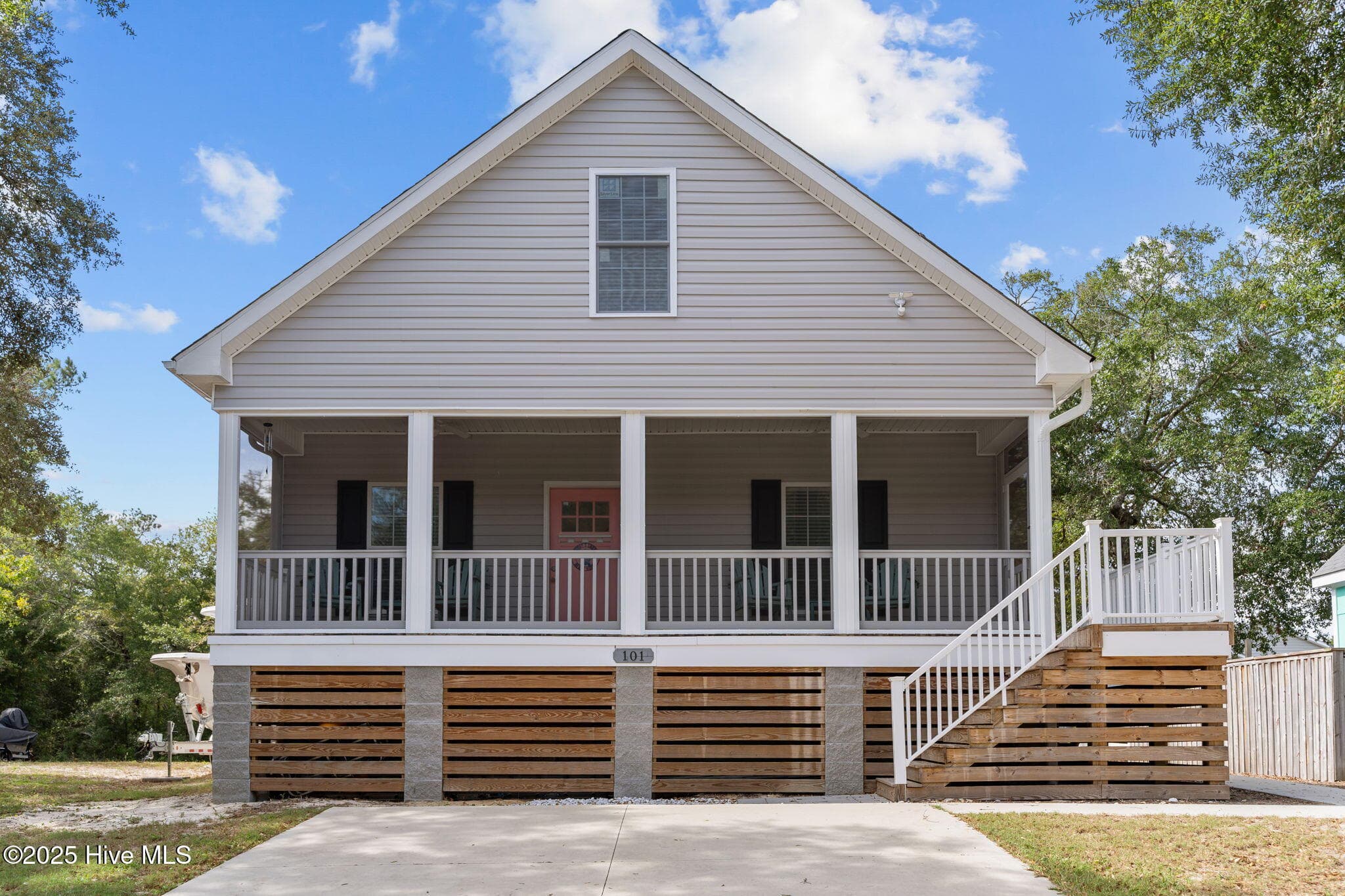 Single Family Residence at 101 SW 28th Street, Oak Island, NC 28465, photo 5 of 56