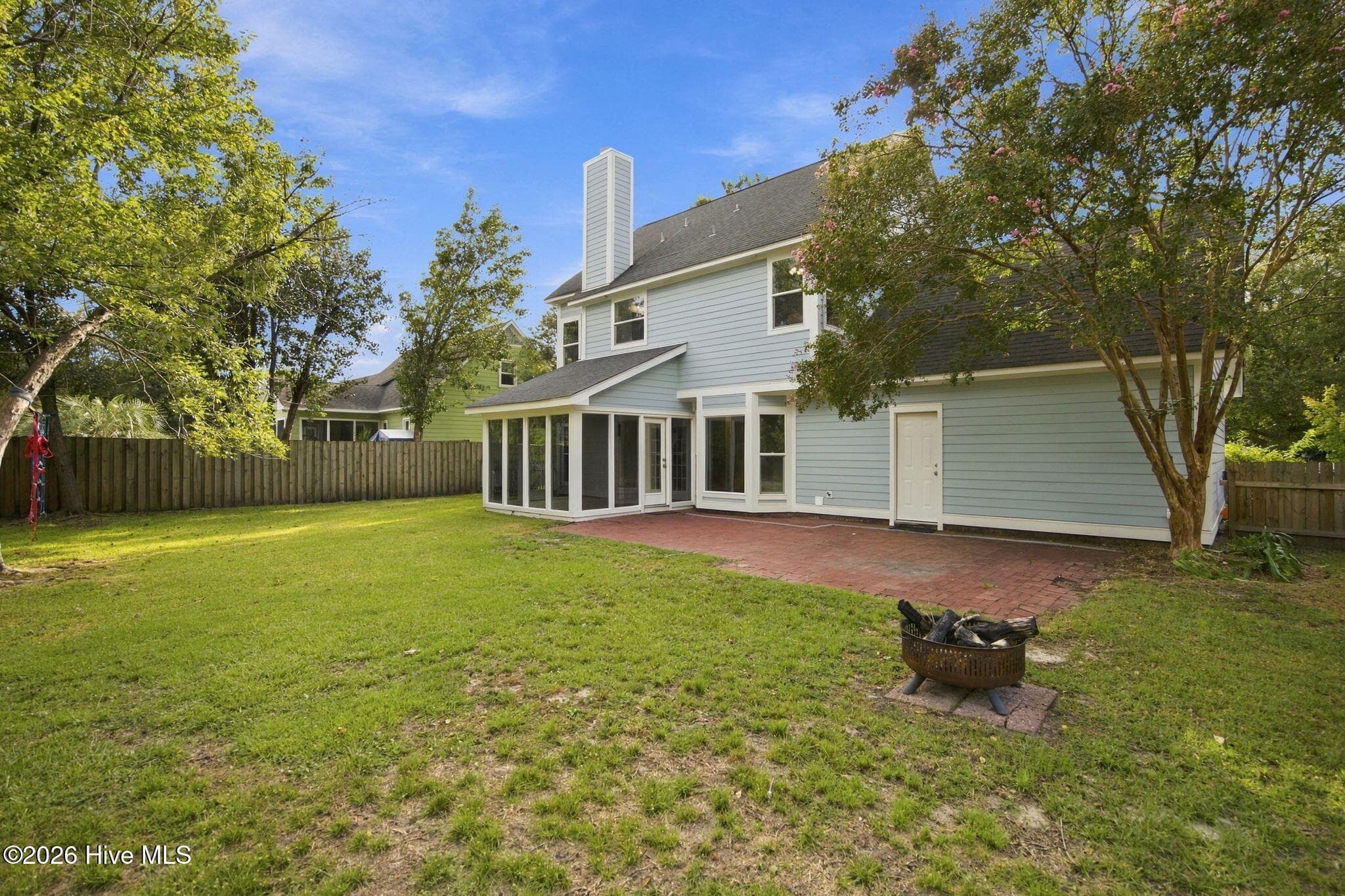 Single Family Residence at 653 Owens Court, Wilmington, NC 28412, photo 9 of 70