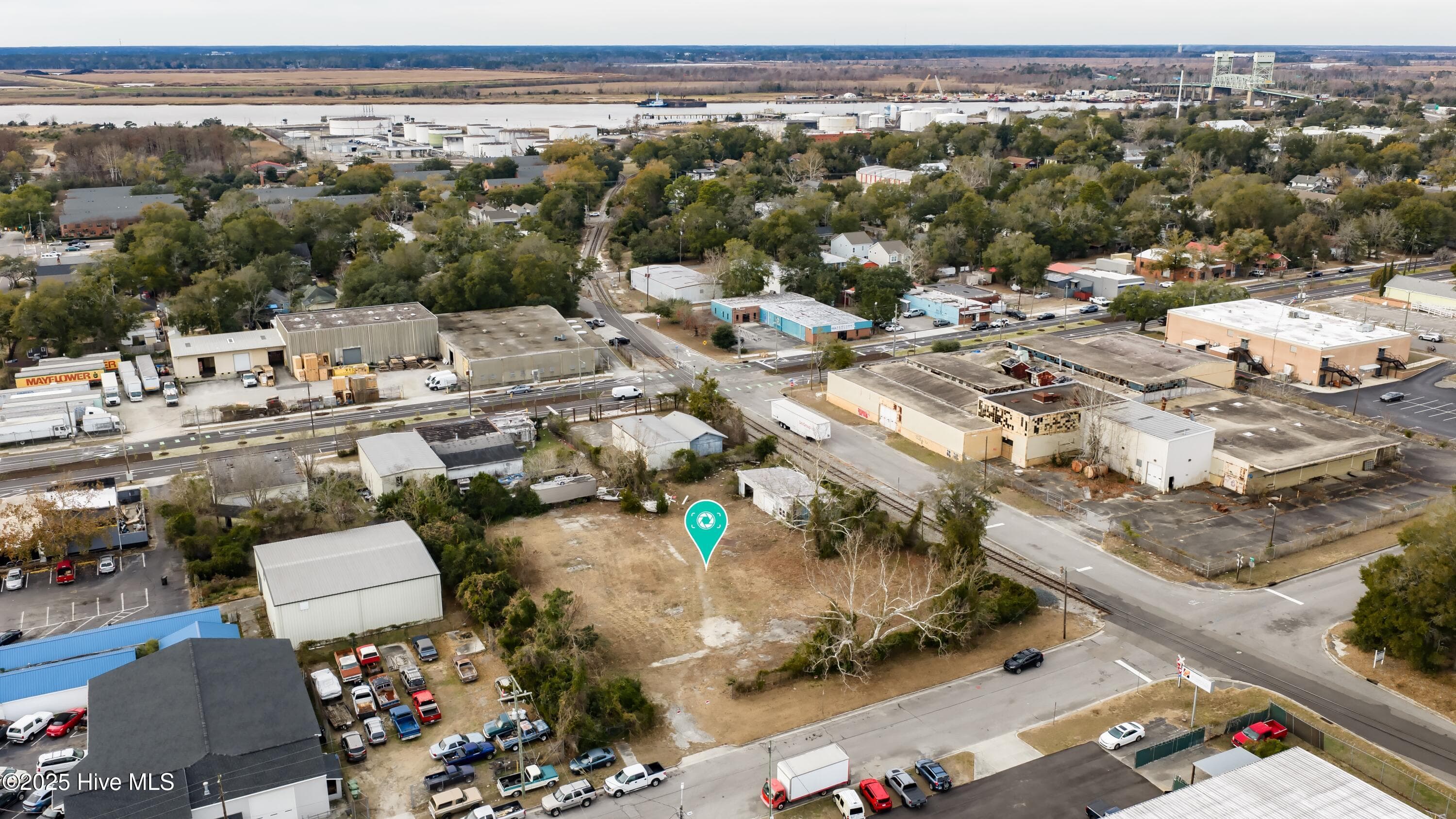 Mixed Use at 1403 S 5th Avenue, Wilmington, NC 28401, photo 9 of 27
