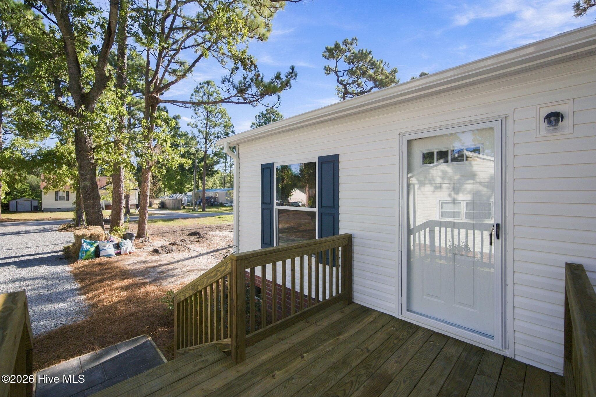 Manufactured Home at 209 Sycamore Road, Southport, NC 28461, photo 13 of 167