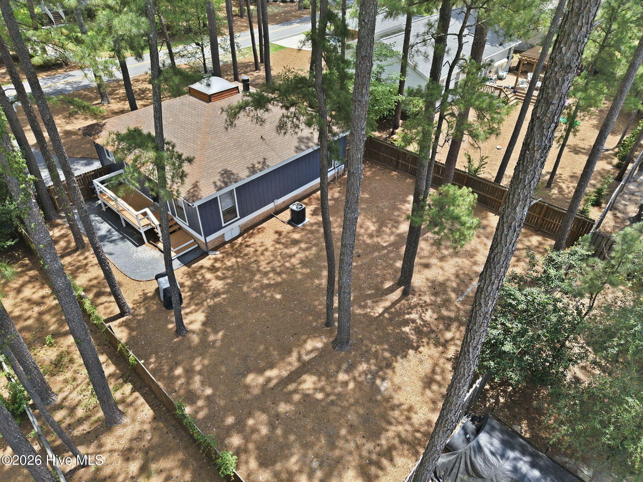 Single Family Residence at 2505 Longleaf Drive SW, Pinehurst, NC 28374, photo 2 of 31