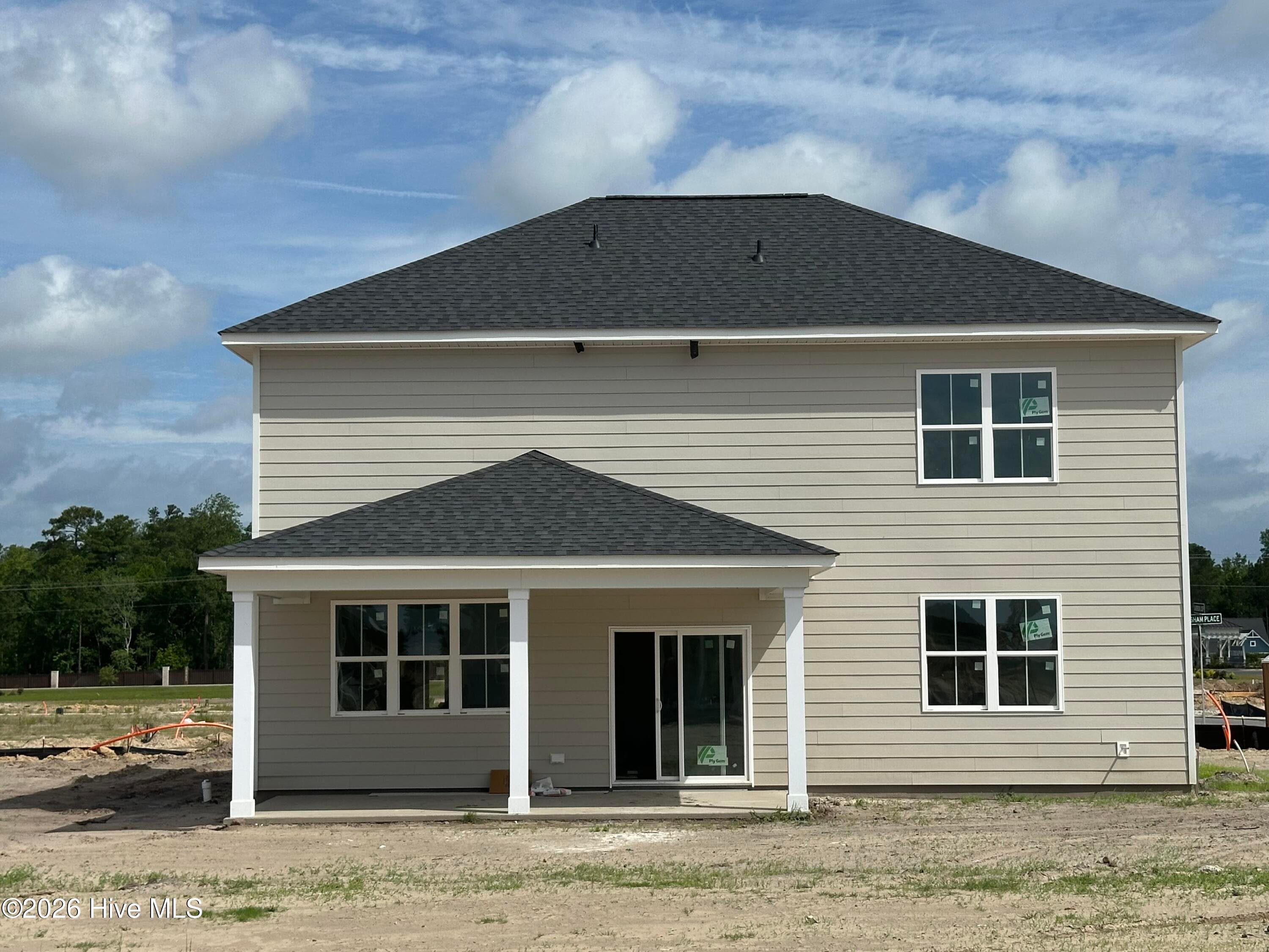 Single Family Residence at 3120 Gresham Place, Leland, NC 28451, photo 9 of 39